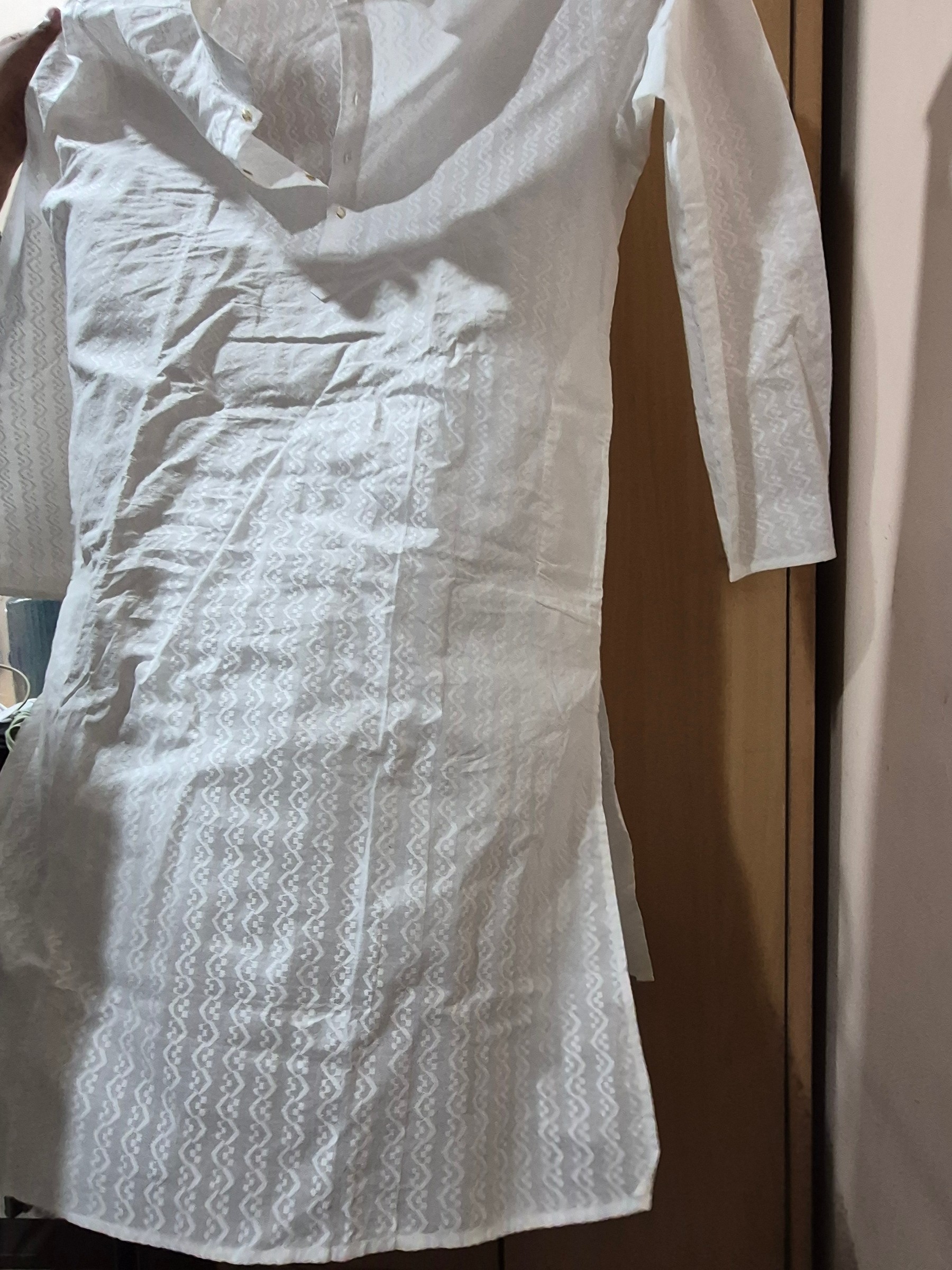 White elegant kurta & pyjama — pre-loved Indian Festival & Wedding Wear on Slayyitt
