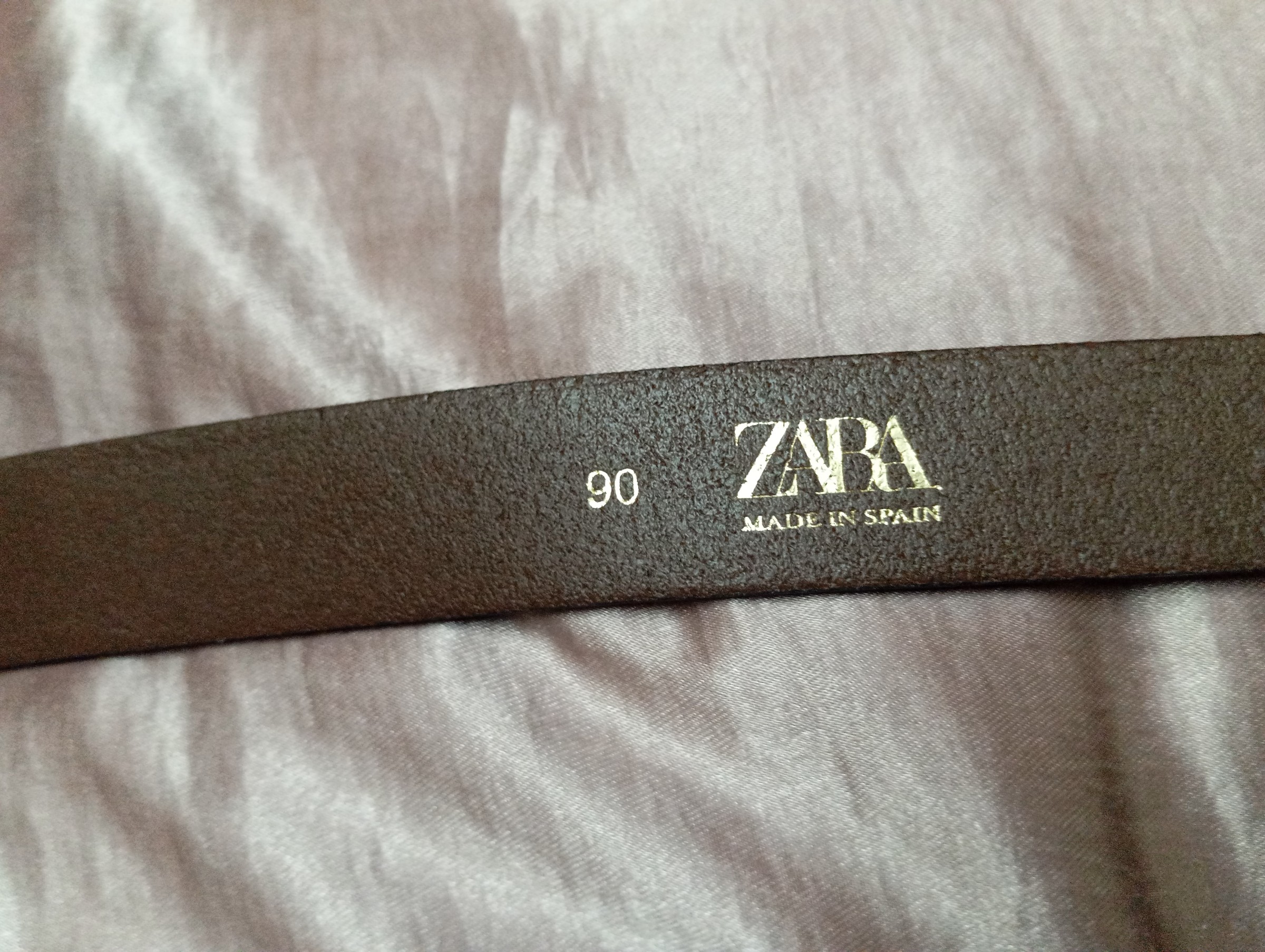 Women zara belt — pre-loved Accessories on Slayyitt