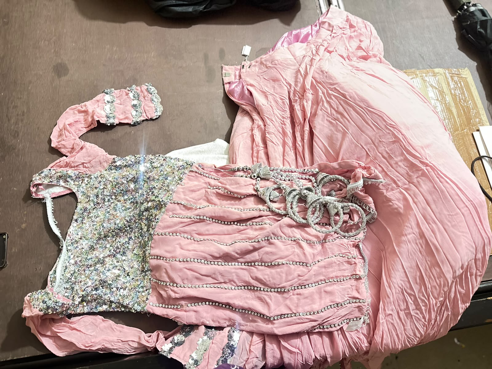 Soft Georgette pink stuff — pre-loved Ethnic Wear on Slayyitt