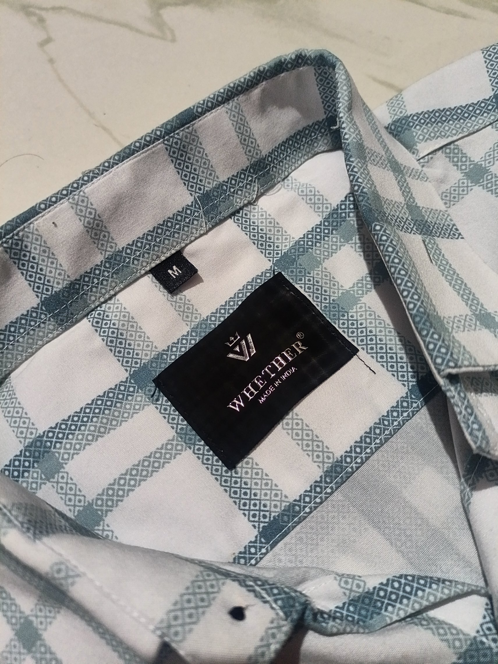 Cotton shirt size-m — pre-loved Tops on Slayyitt