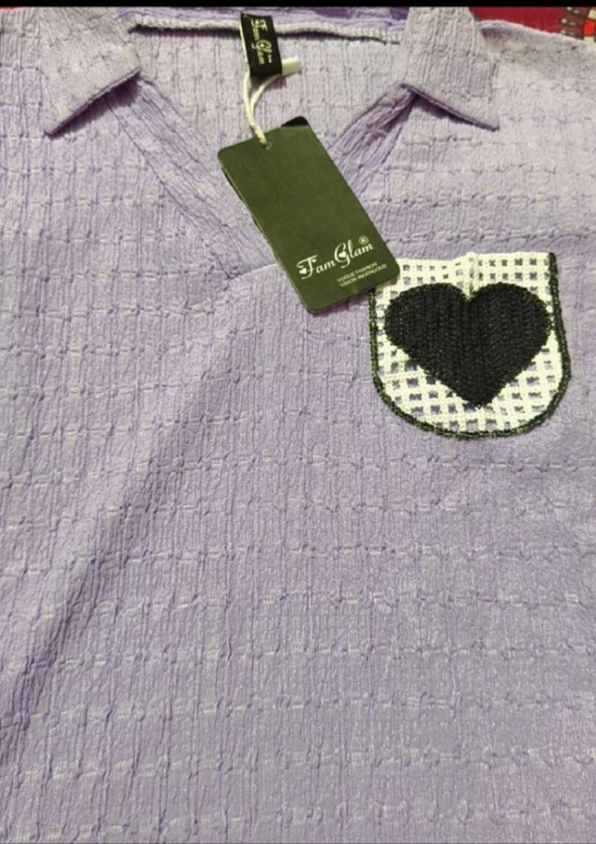 Lavender crop top — pre-loved Tops on Slayyitt