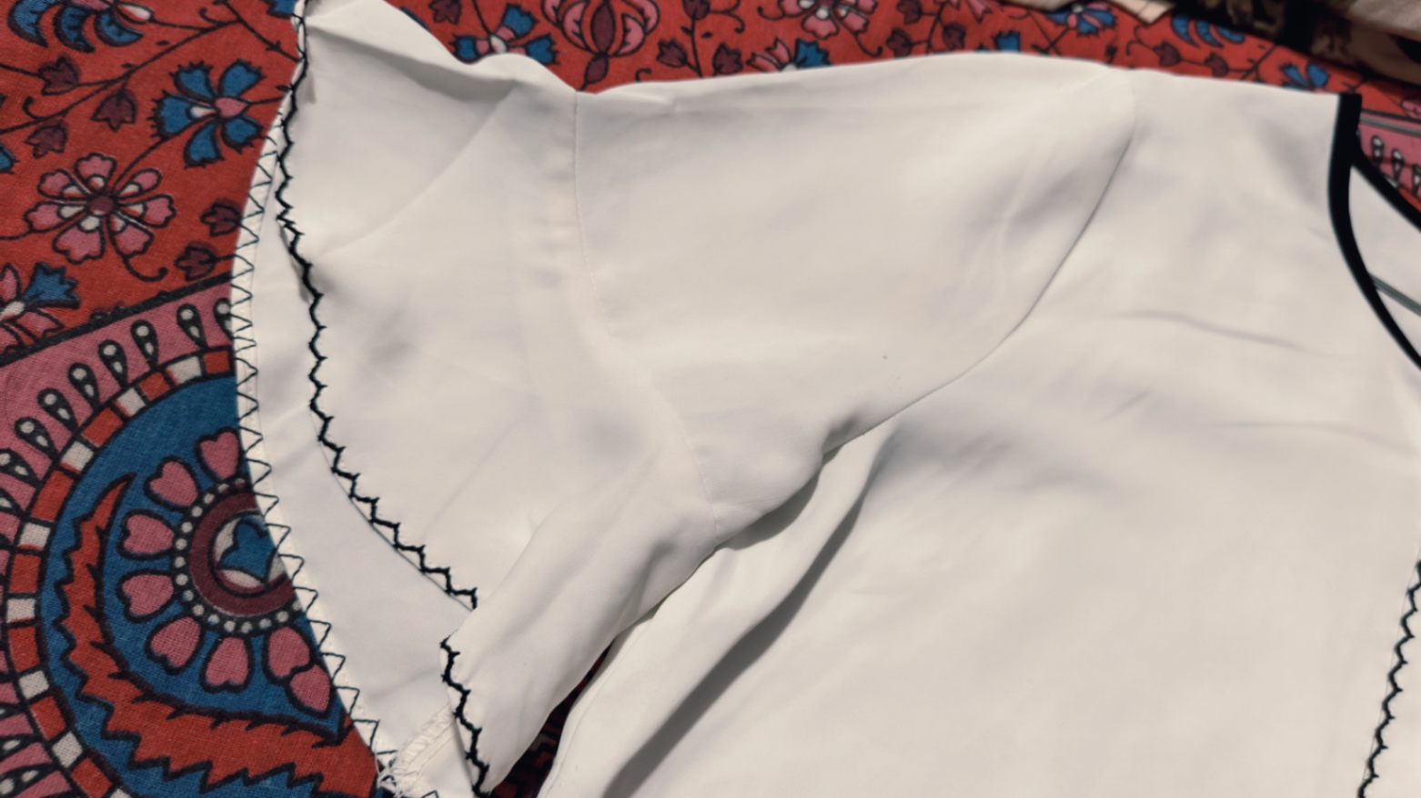 Top and tunic — pre-loved Tops on Slayyitt