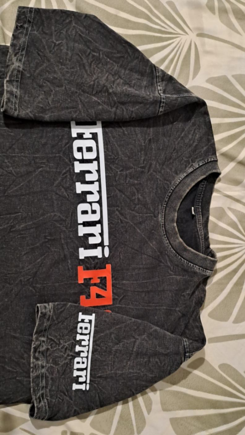 Oversized Ferrari T-shirt — pre-loved Tops on Slayyitt