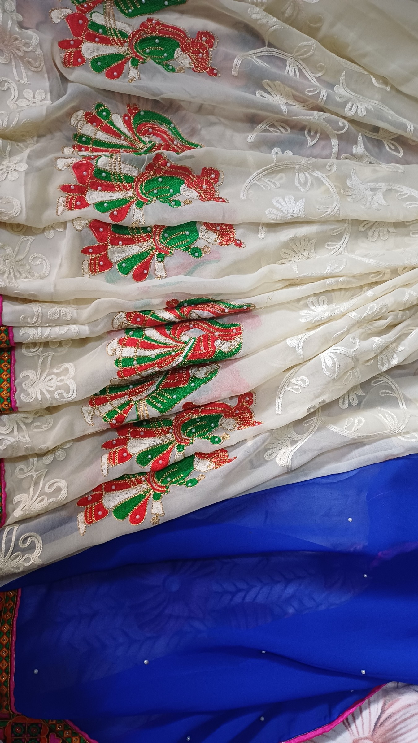 Royal Blue & Off-White Folk Art Patchwork Saree — pre-loved Ethnic Wear on Slayyitt