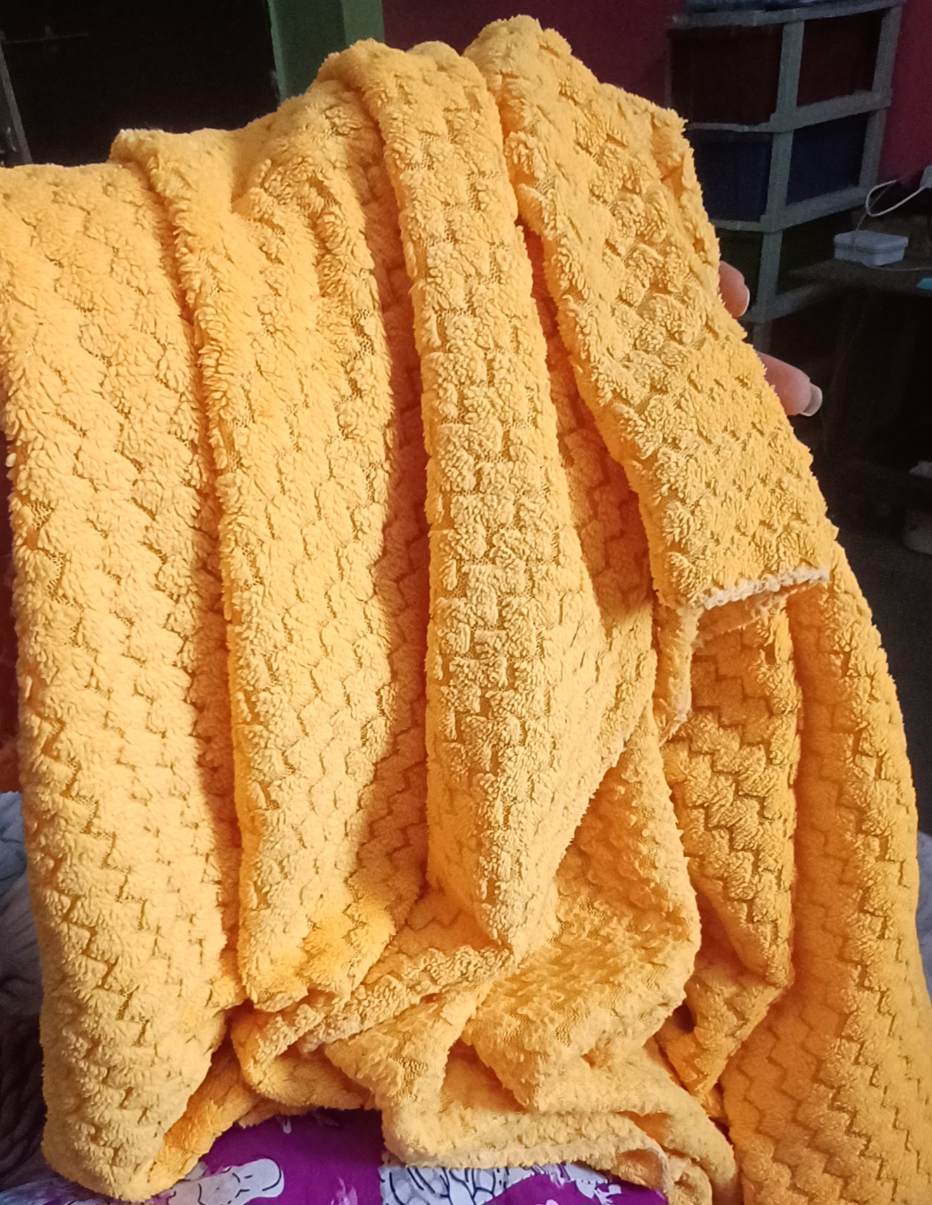 Winter Stole — pre-loved Ethnic Wear on Slayyitt