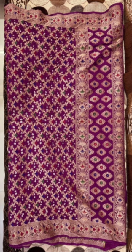 Unstitched Bandhani ChaniyaCholi — pre-loved Ethnic Wear on Slayyitt