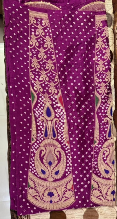Unstitched Bandhani ChaniyaCholi — pre-loved Ethnic Wear on Slayyitt