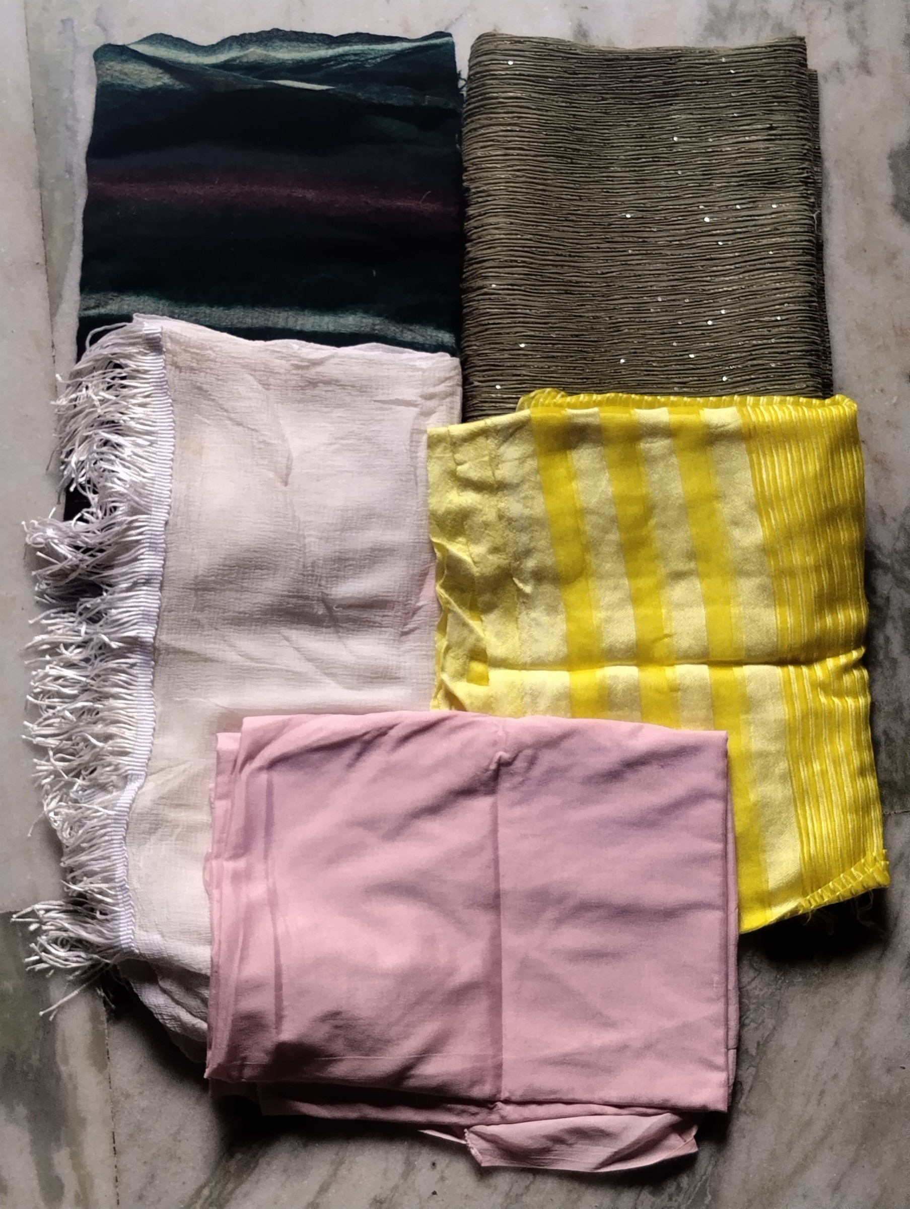 Set of 5 Hijab Stoles | Mixed Colours & Styles — pre-loved Seasonal Categories on Slayyitt