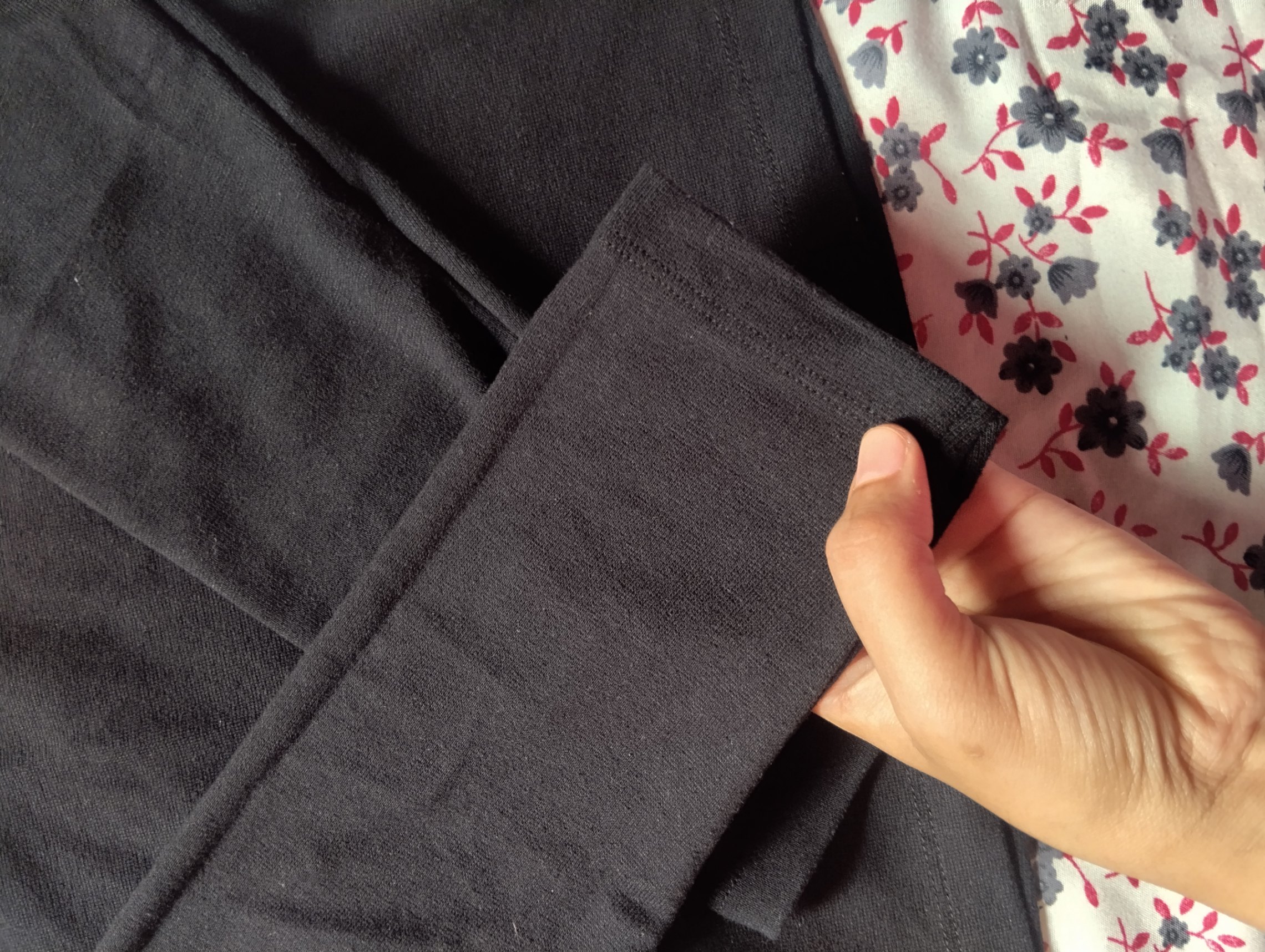 Tokyo Talkies Full-Sleeve Crew Neck Top — pre-loved Tops on Slayyitt