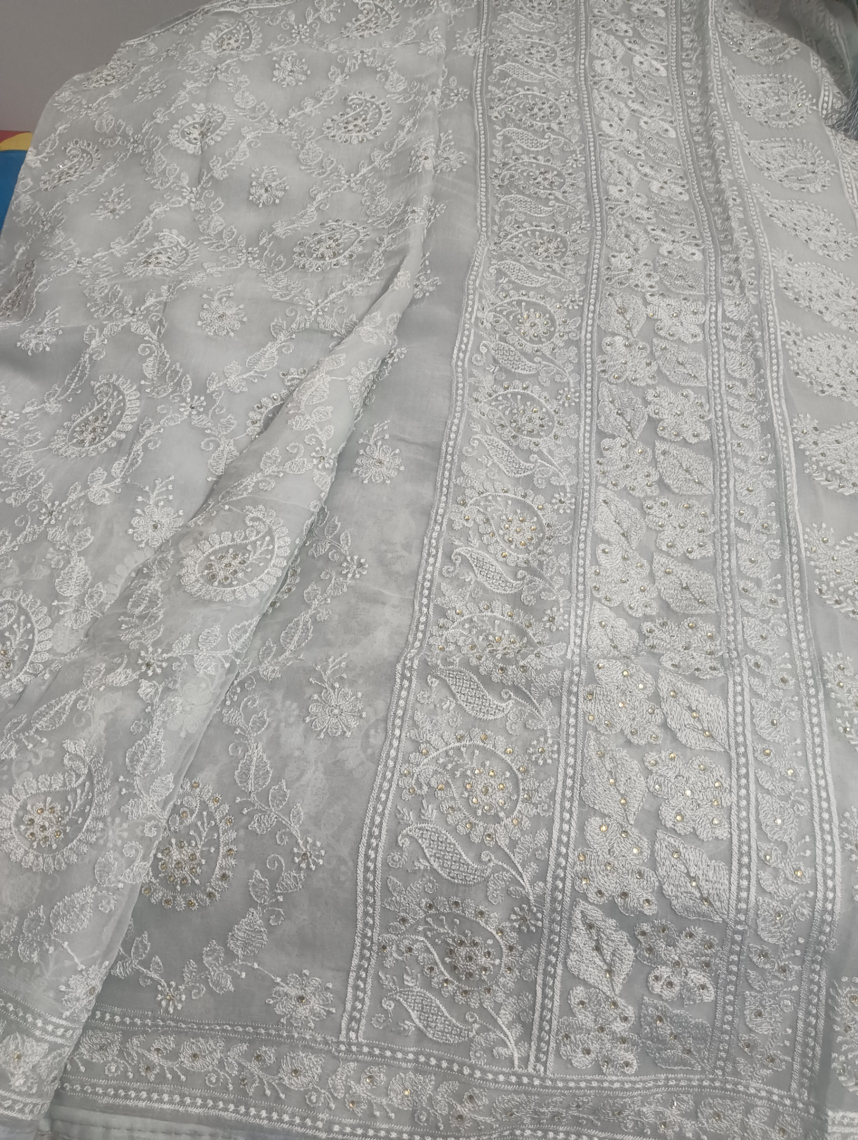 Light grey saree — pre-loved Indian Festival & Wedding Wear on Slayyitt