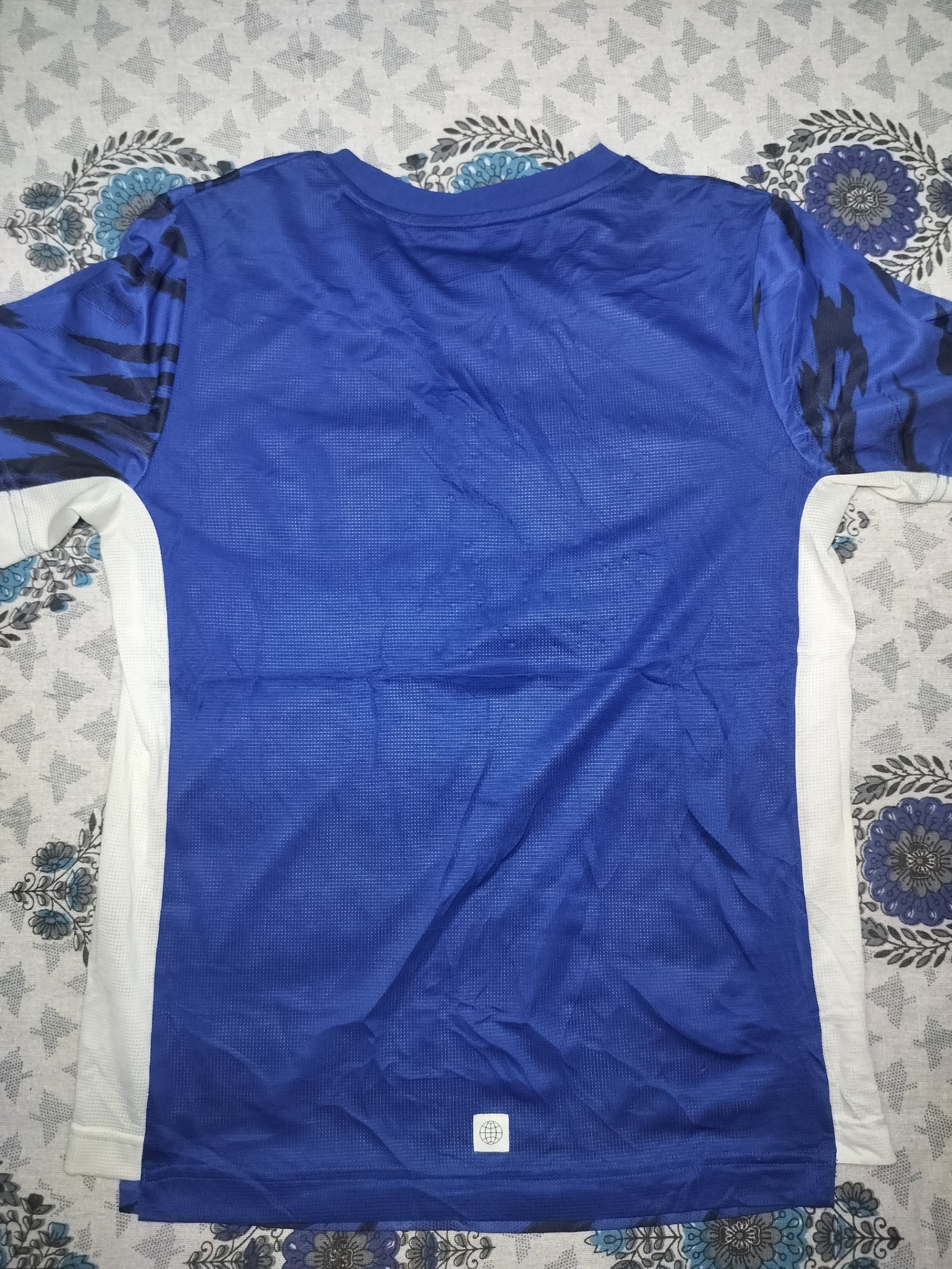 Adidas Kid tshirt — pre-loved Vintage & Thrift on Slayyitt