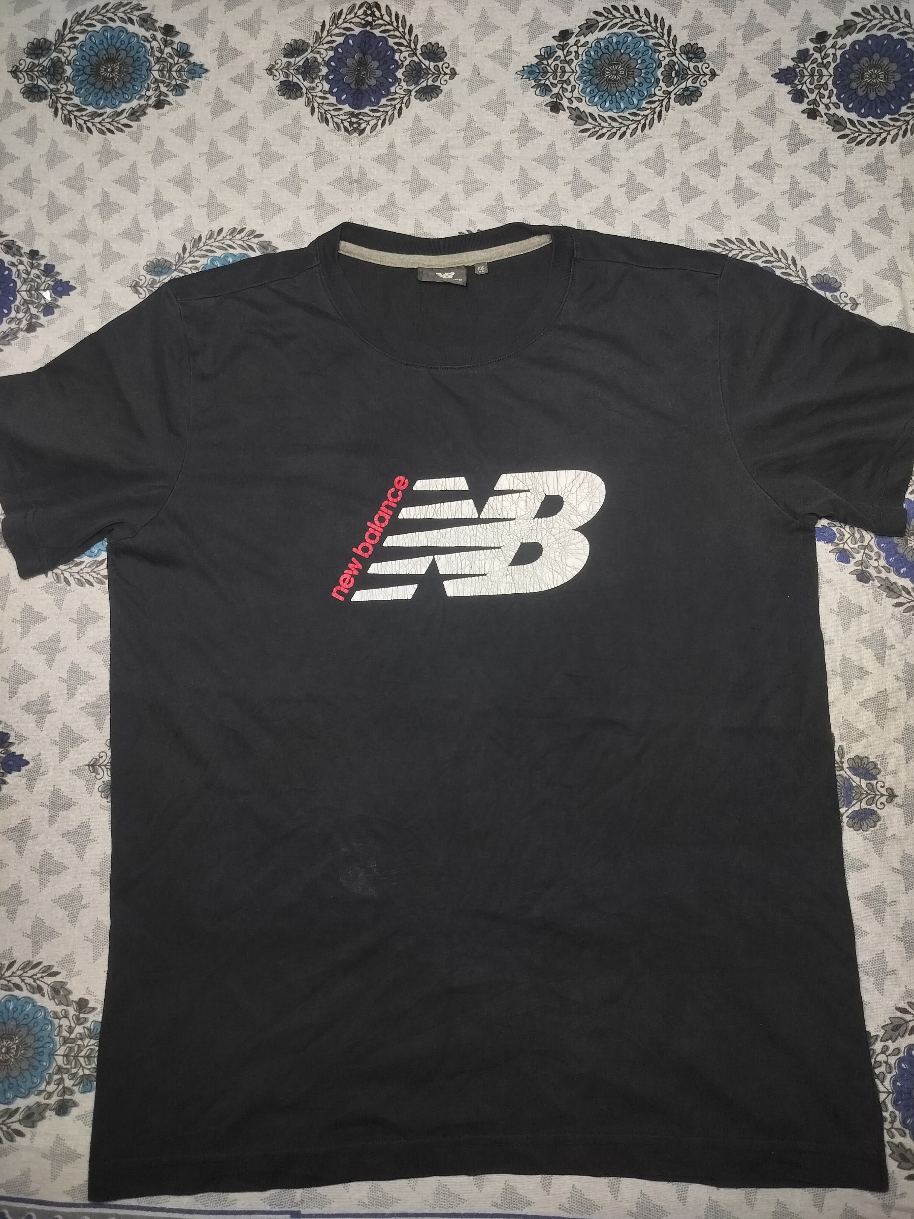 New balance tshirt men — pre-loved Vintage & Thrift on Slayyitt
