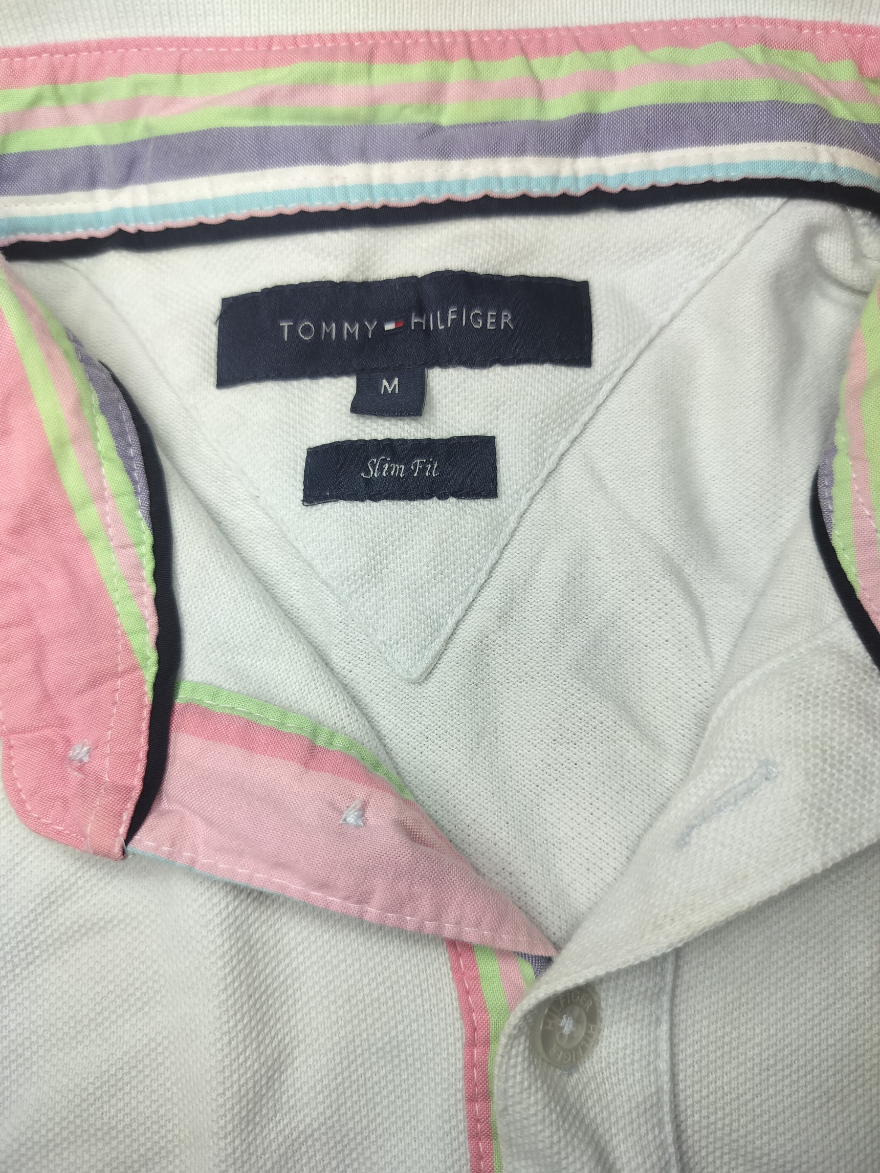Tommy Hilfiger Slim Fit Polo t-shirt — pre-loved Vintage & Thrift on Slayyitt