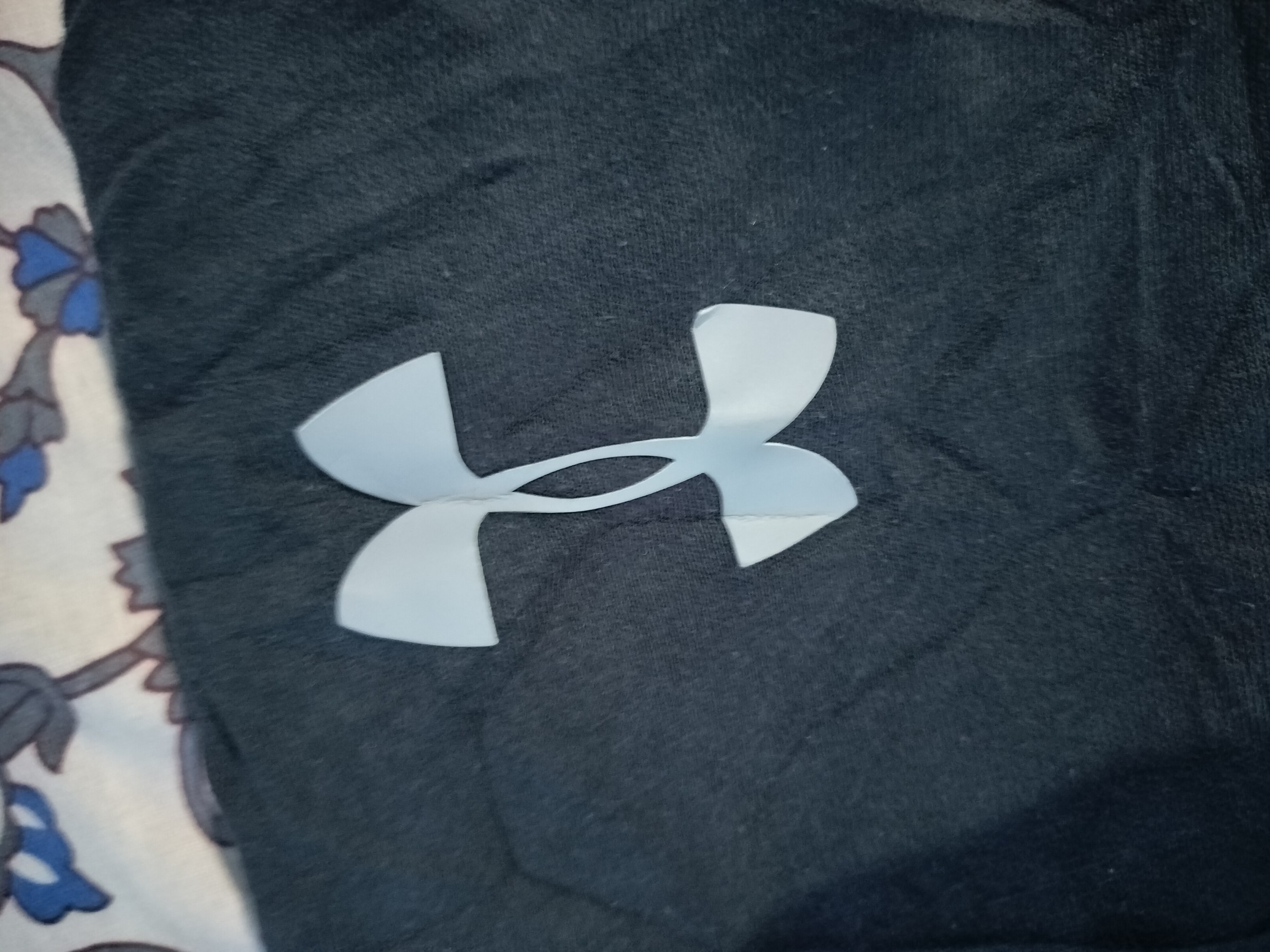 Under Armour track pant — pre-loved Activewear / Sportswear on Slayyitt