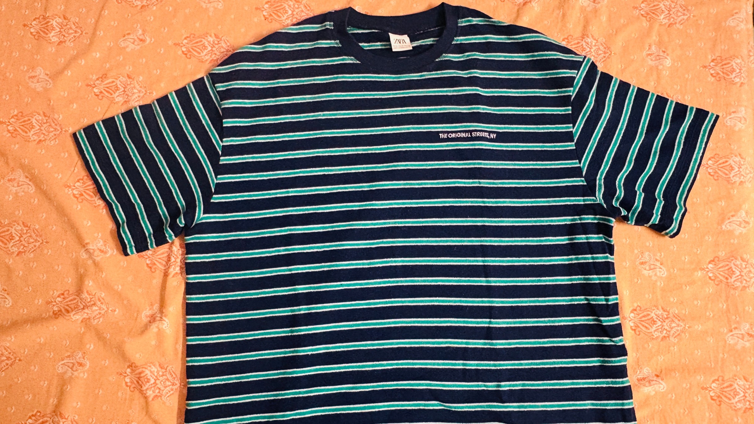 Zara Relaxed stripe Tshirt — pre-loved Tops on Slayyitt