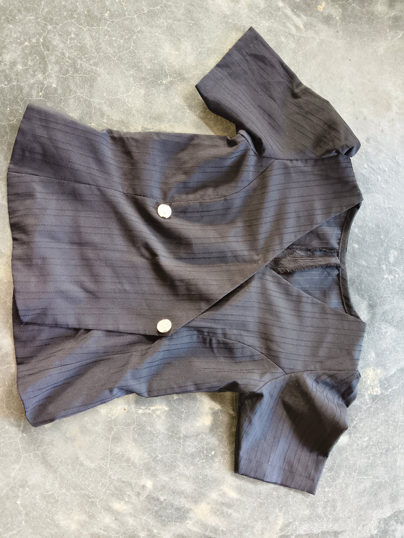 Black Handmade Stitch top — pre-loved Vintage & Thrift on Slayyitt