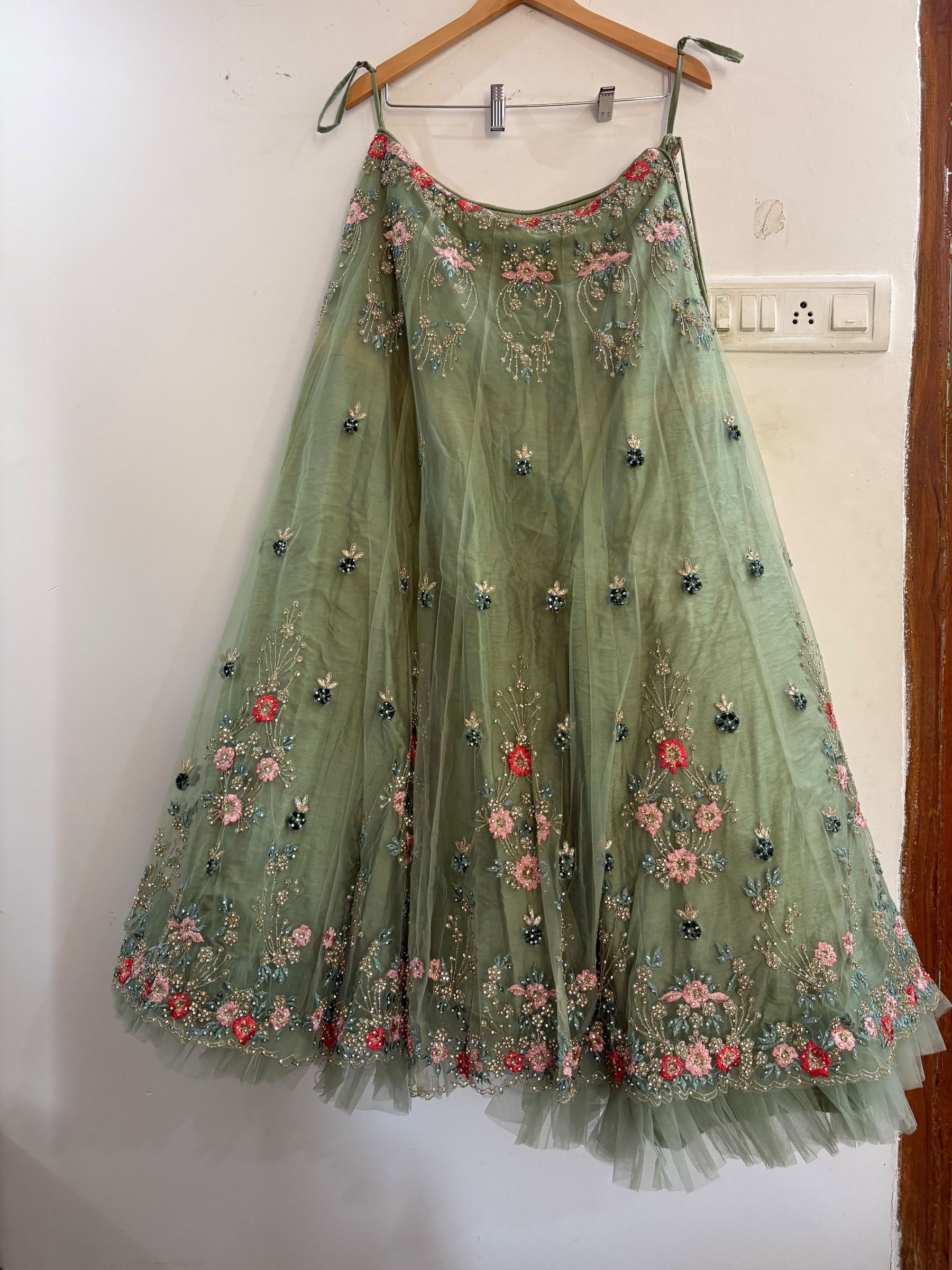 Mebaz lehengha — pre-loved Ethnic Wear on Slayyitt