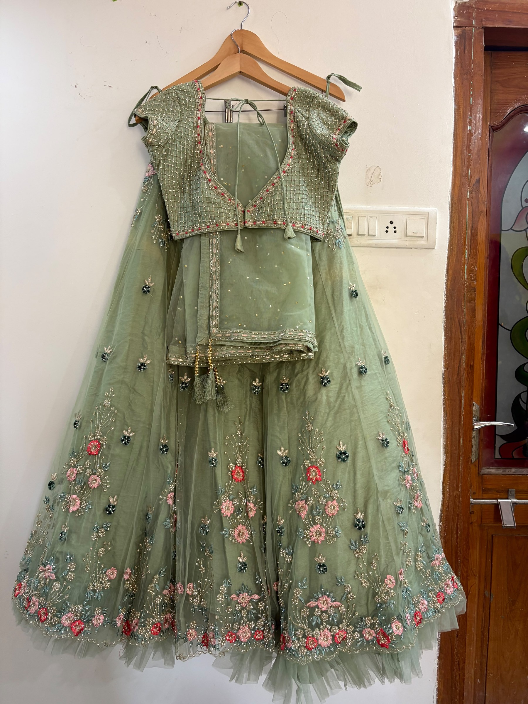 Mebaz lehengha — pre-loved Ethnic Wear on Slayyitt