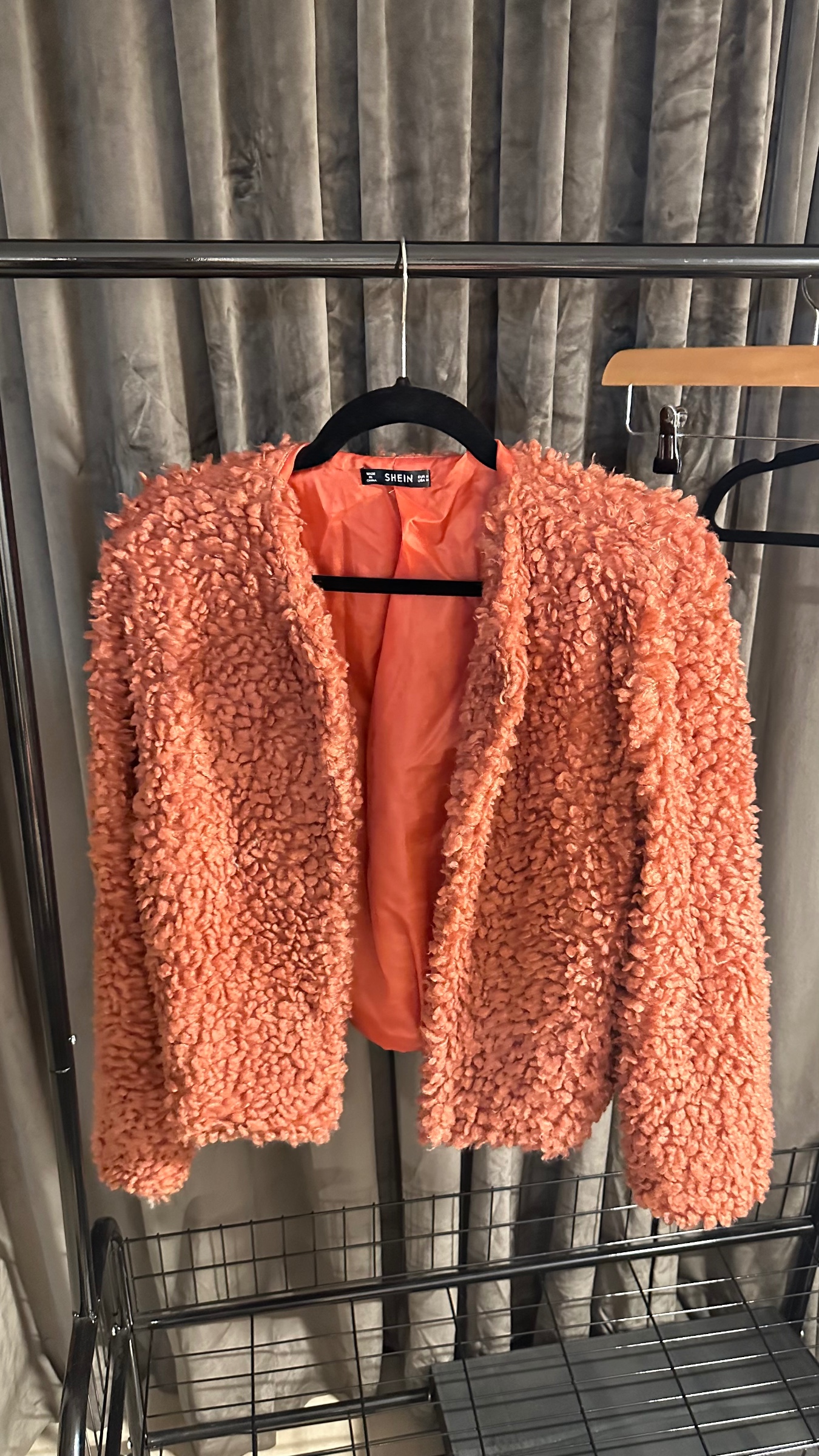 Teddy jaket — pre-loved Seasonal Categories on Slayyitt