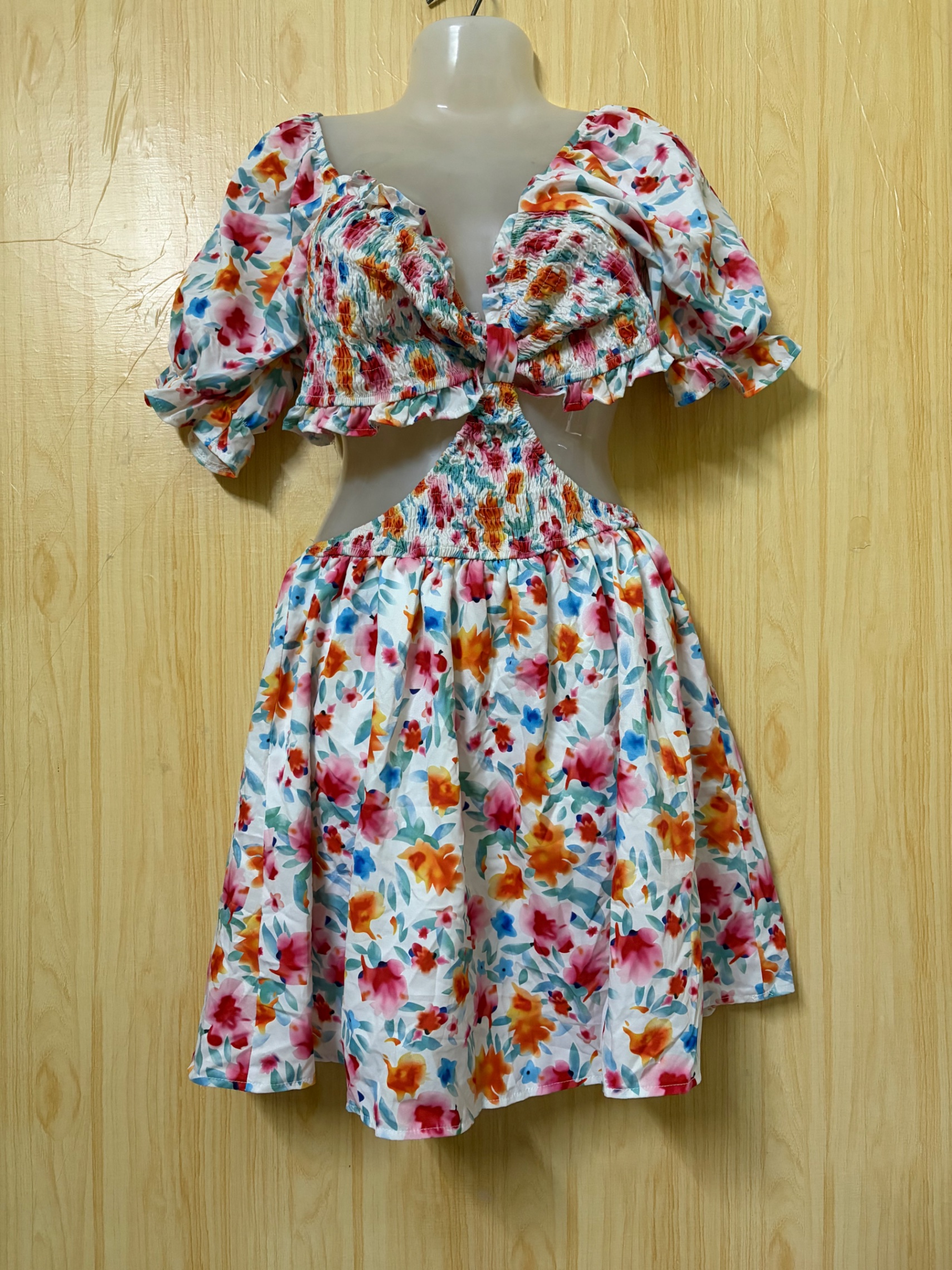 Newme Dress — pre-loved Dresses & One-Pieces on Slayyitt
