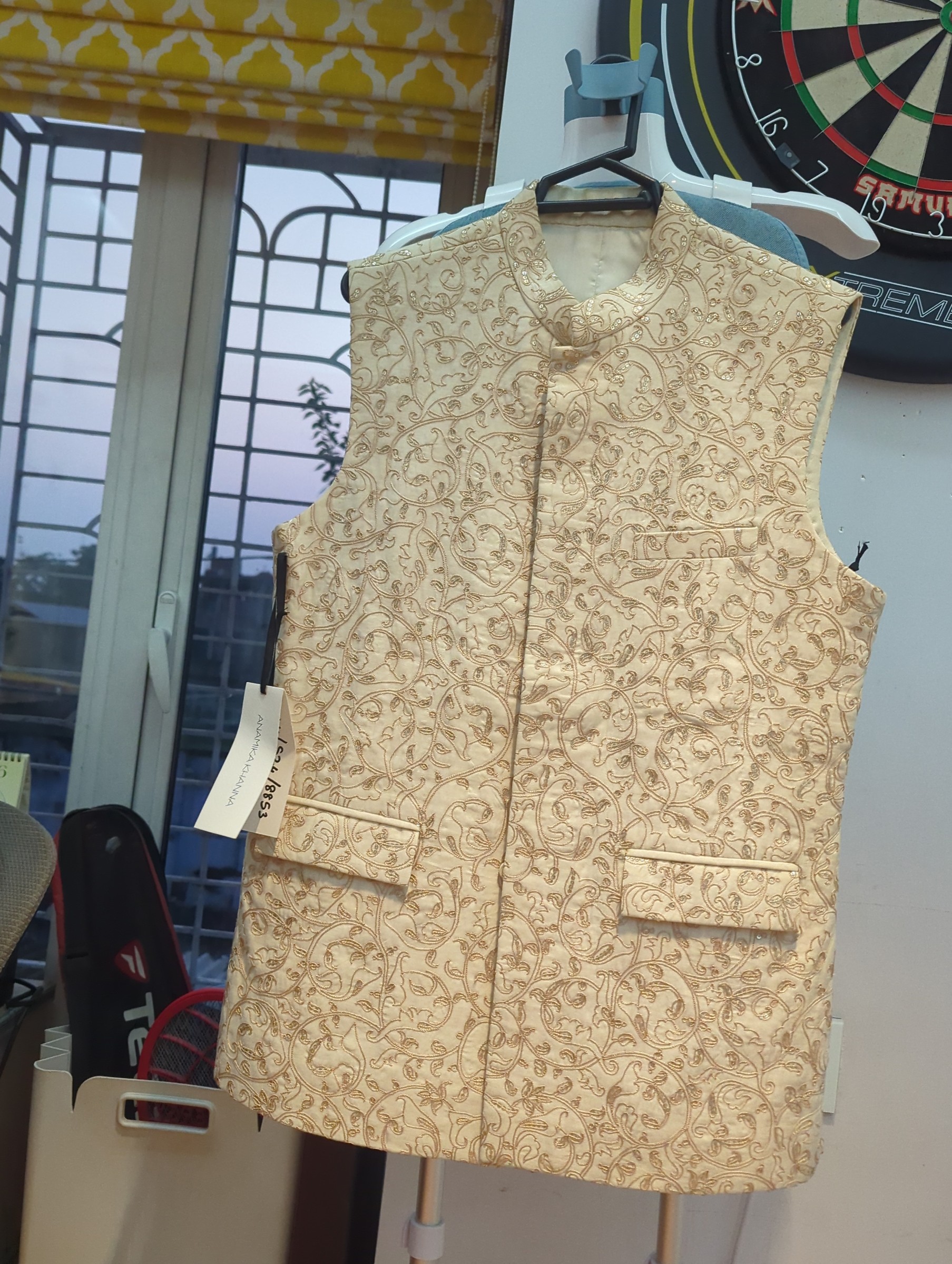 Anamika khanna brand new men jacket — pre-loved Ethnic Wear on Slayyitt