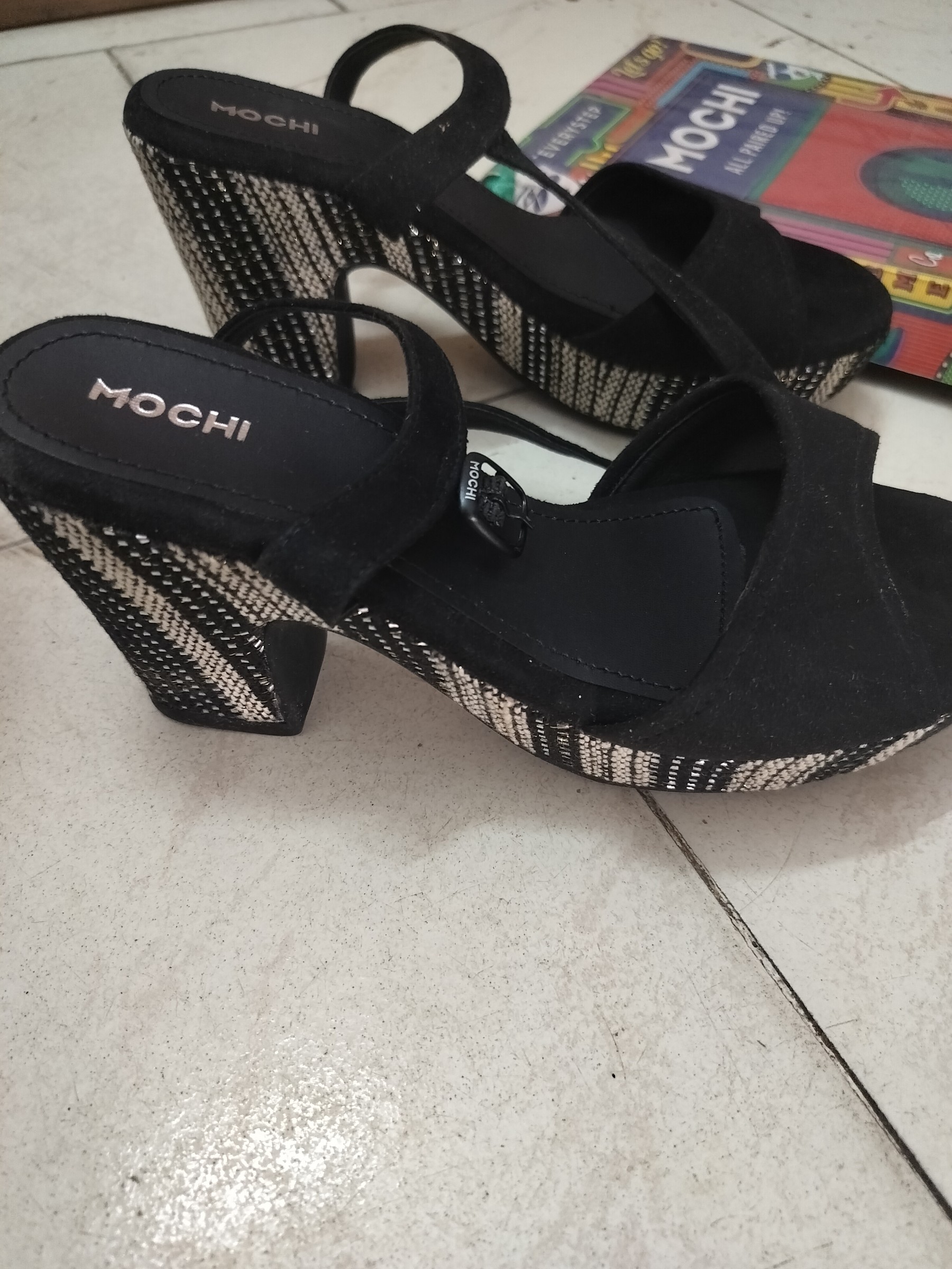 Black Gladiator heels — pre-loved Footwear on Slayyitt