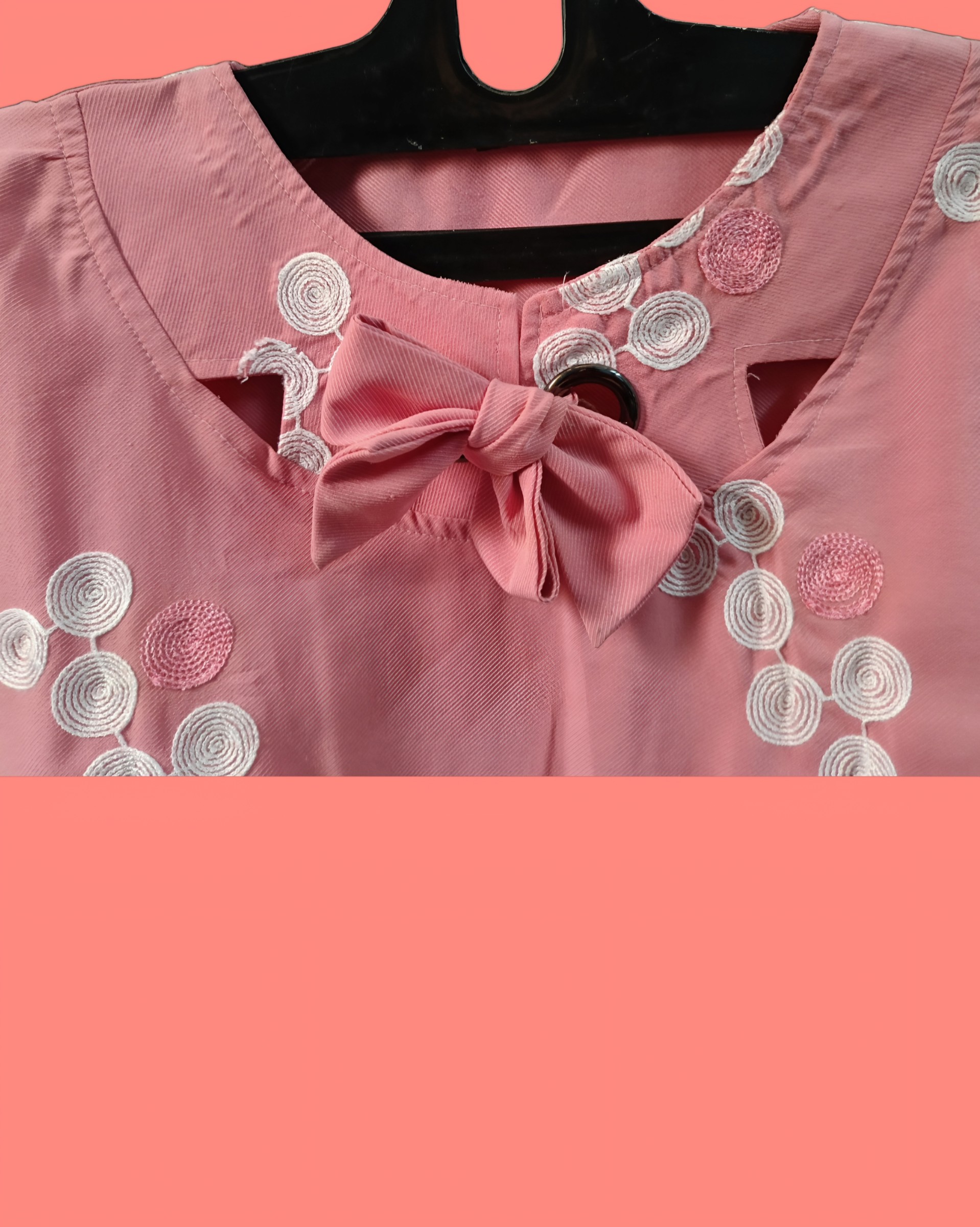 Pink Blossom Lace Sleeve Top — pre-loved Tops on Slayyitt