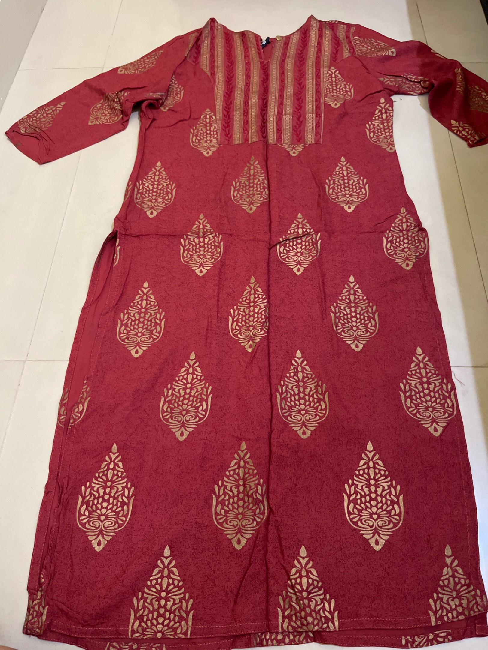 Kurta set — pre-loved Ethnic Wear on Slayyitt