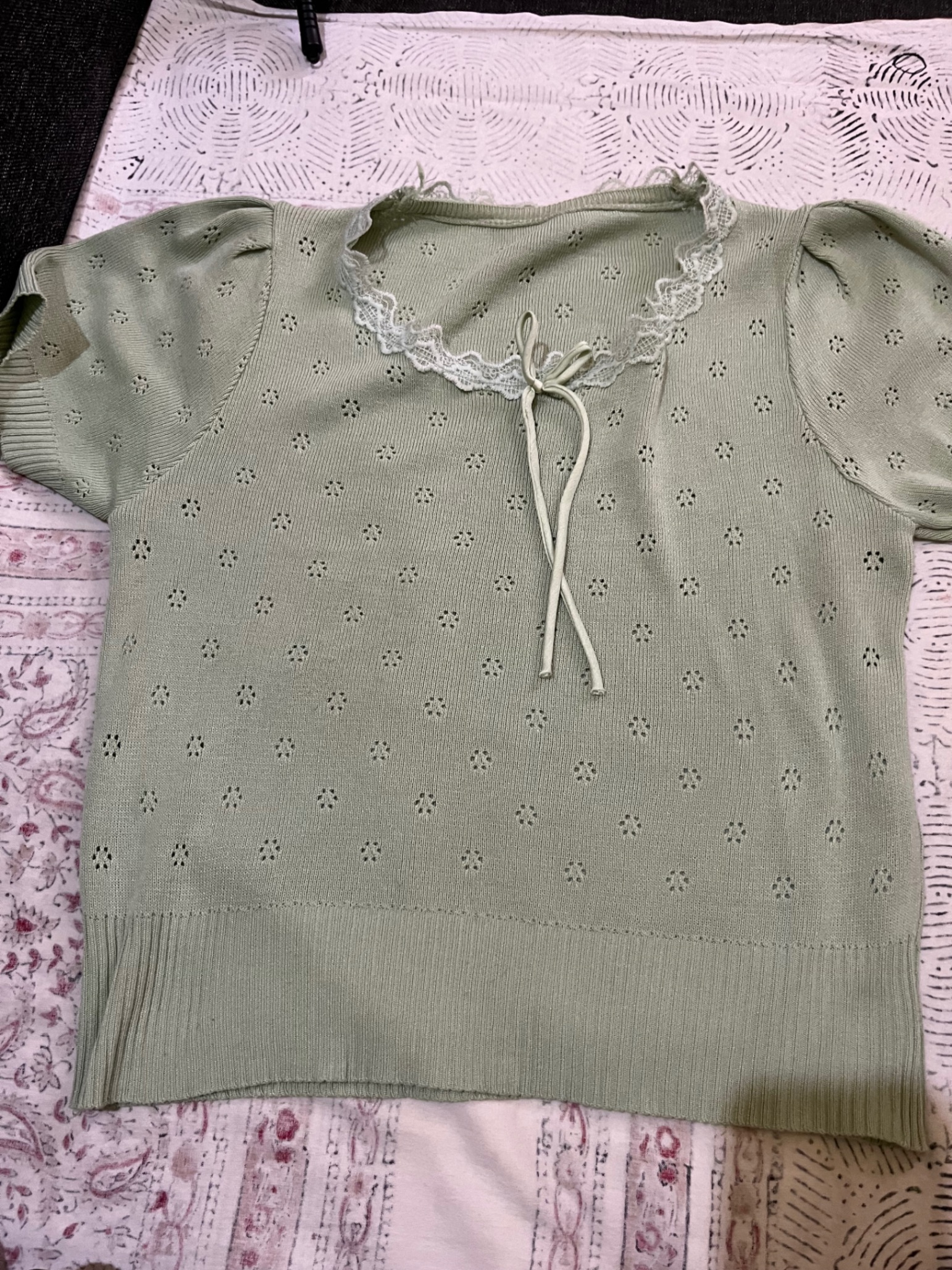 Green top — pre-loved Tops on Slayyitt