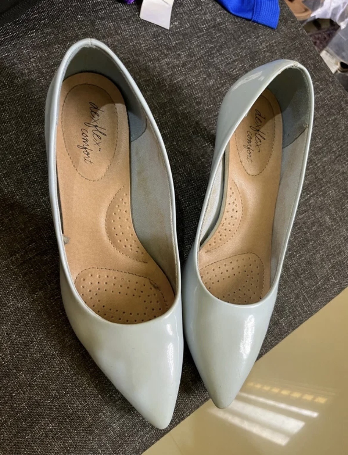 Blue heel — pre-loved Footwear on Slayyitt