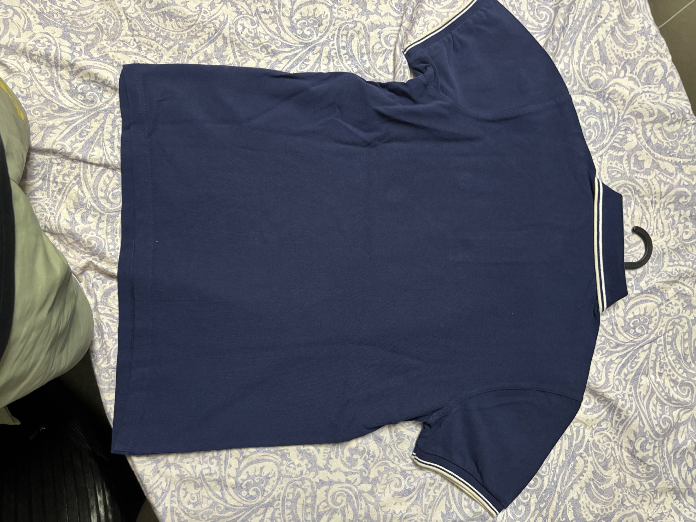 Fred Perry  Dark Blue Polo T-Shirt Size : M — pre-loved Tops on Slayyitt