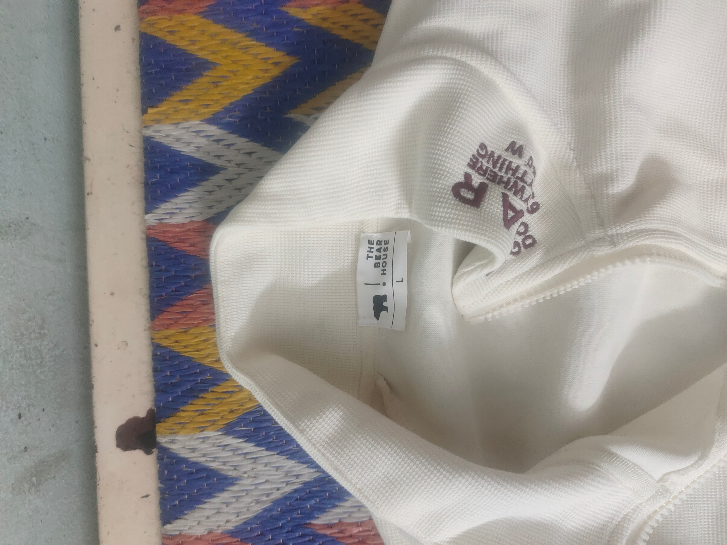 Cotton sweatshirt — pre-loved Tops on Slayyitt