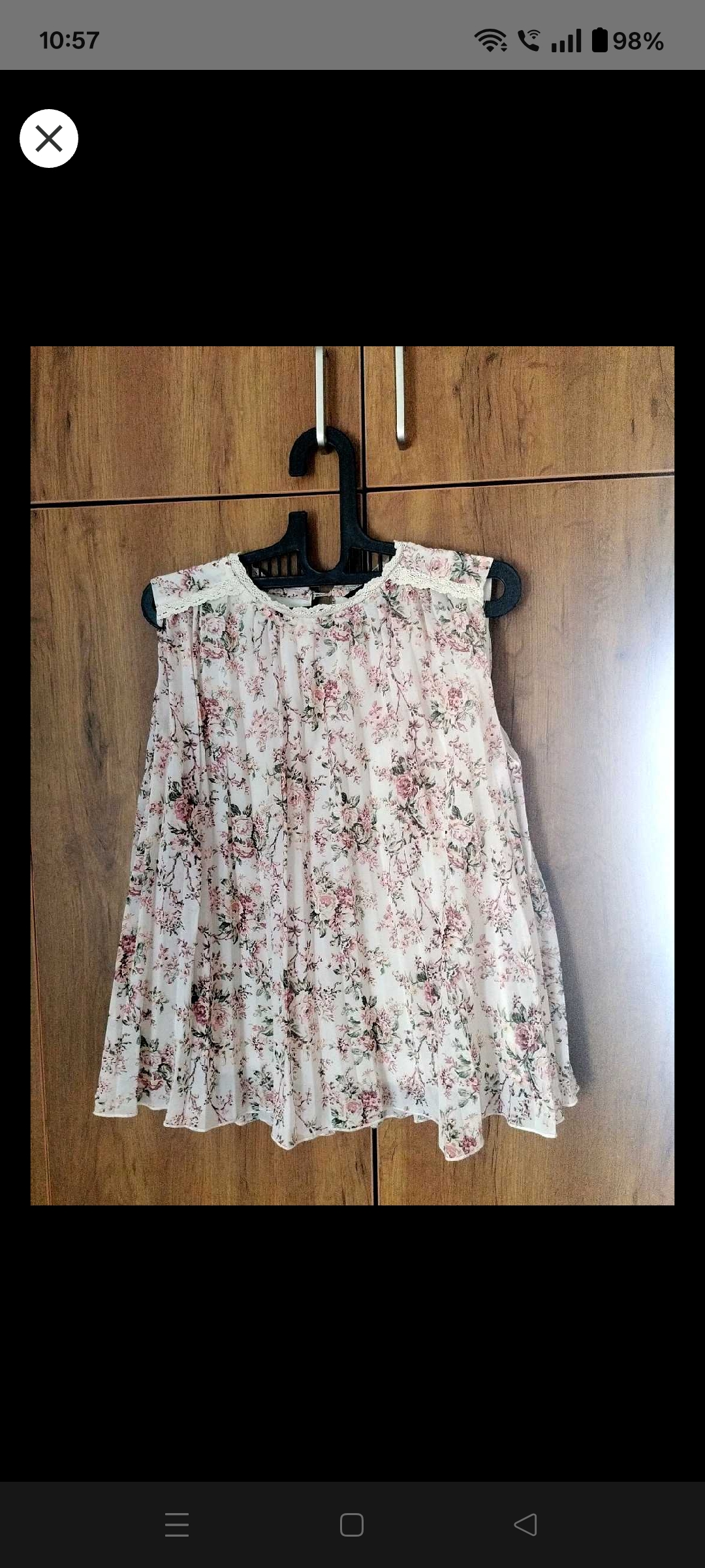 Premium Floral Pleated Georgette Top by Fig — pre-loved Dresses & One-Pieces on Slayyitt