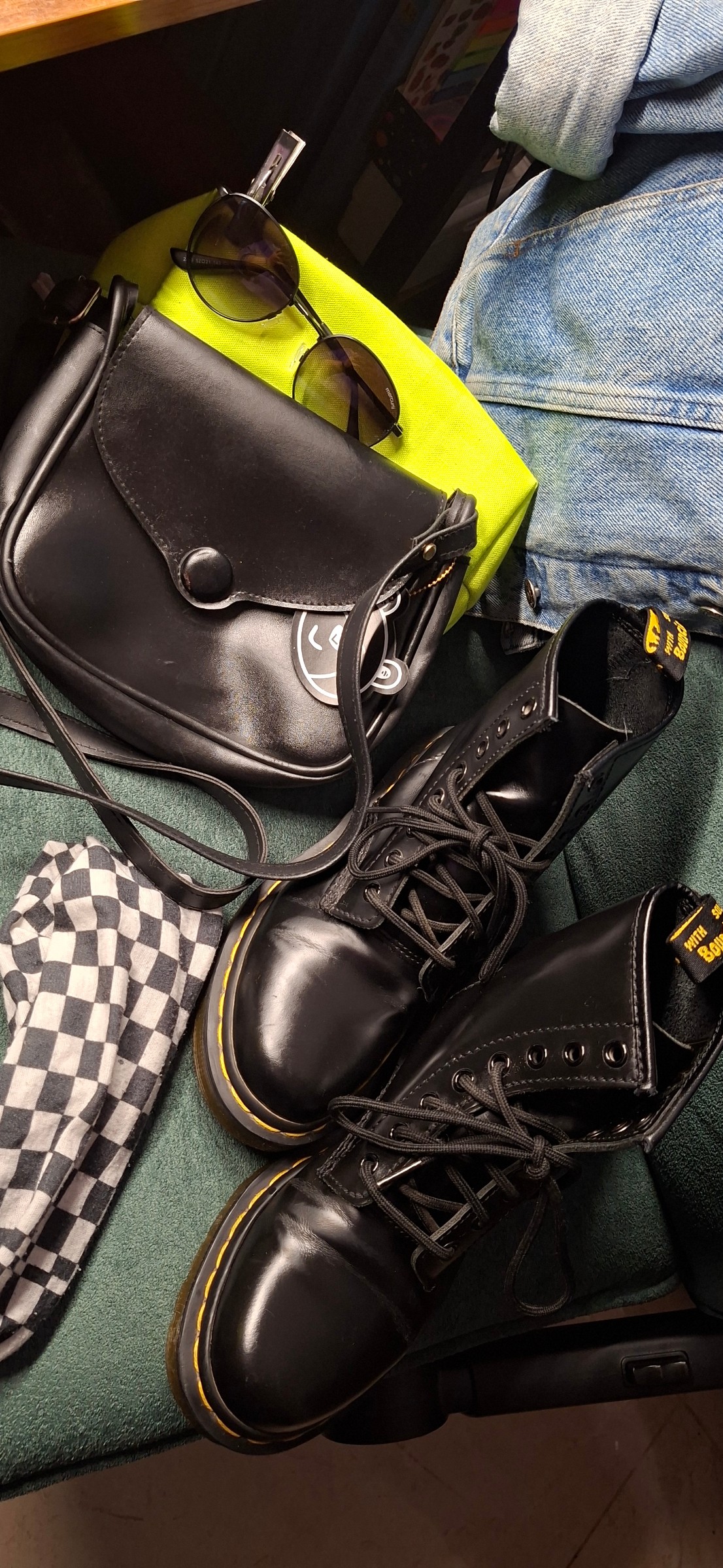 Original Dr Martens 11821, 1460 — pre-loved Footwear on Slayyitt