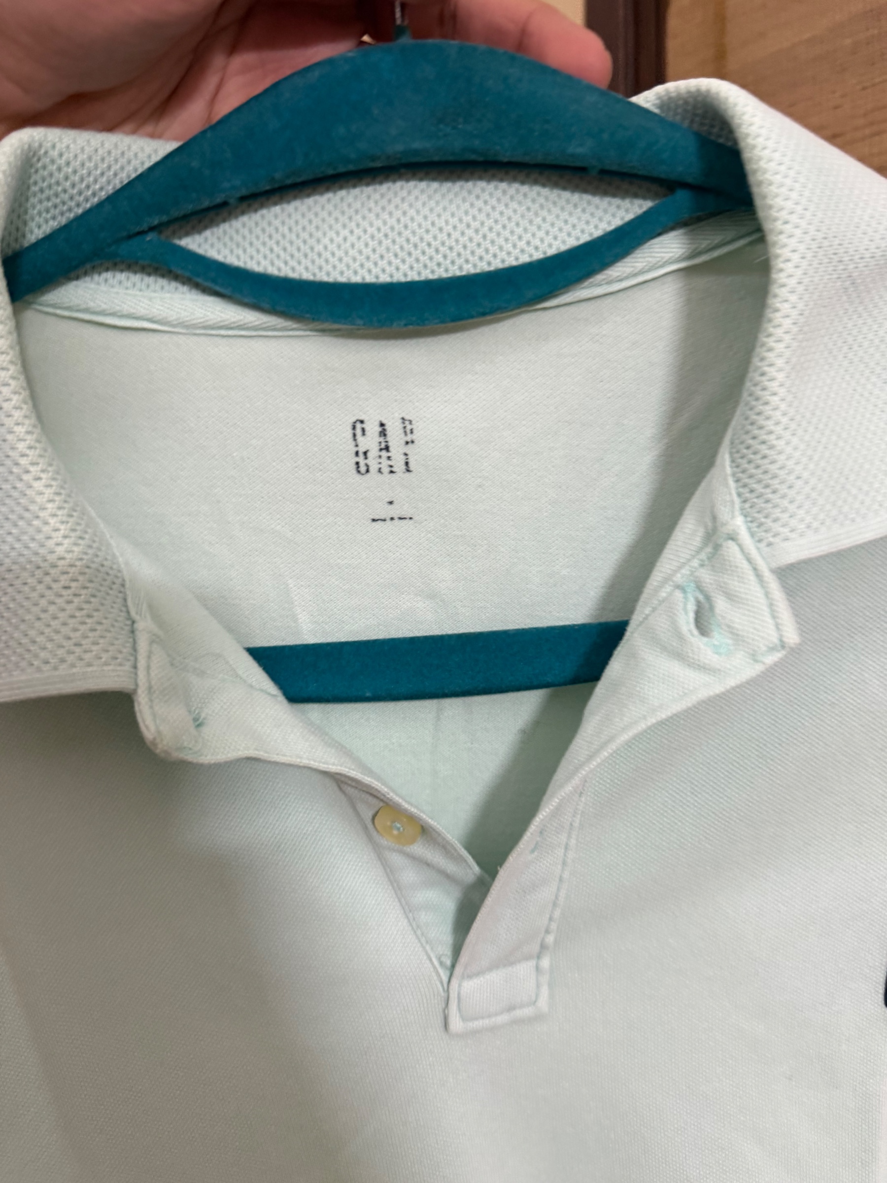 GAP TSHIRT POLO — pre-loved Tops on Slayyitt
