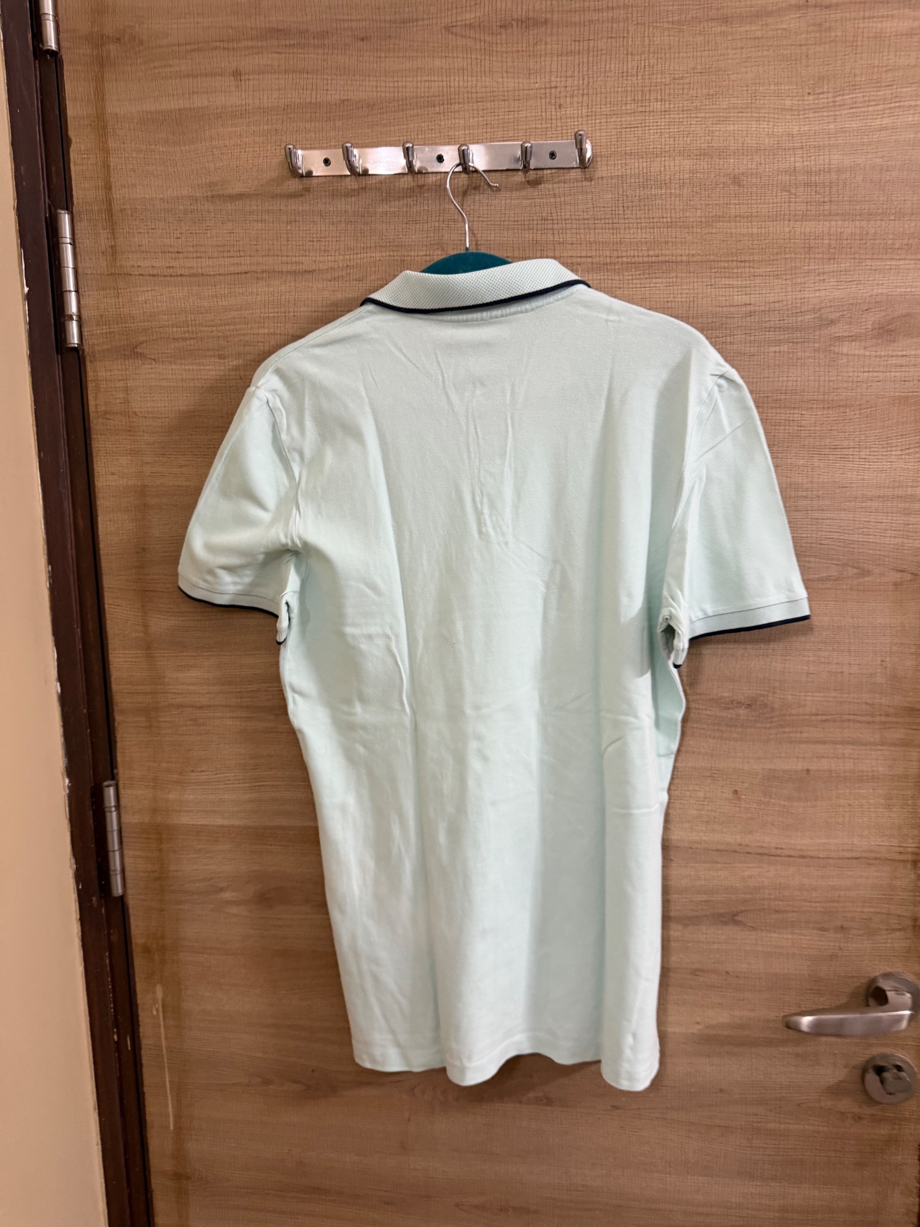 GAP TSHIRT POLO — pre-loved Tops on Slayyitt