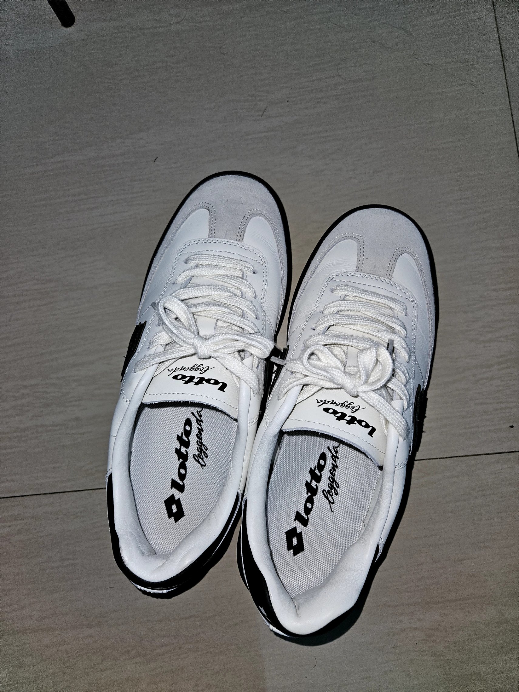 Lotto Men Brasil Select OG White Leather Sneakers — pre-loved Footwear on Slayyitt