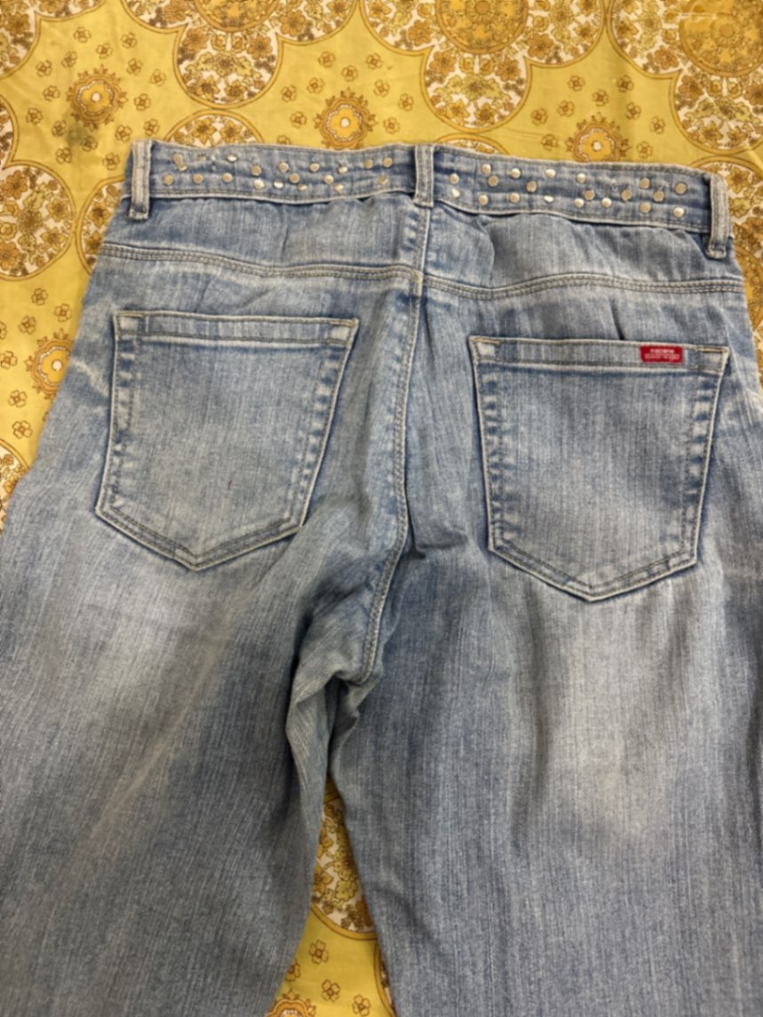 Blue Denim skinny jeans — pre-loved Bottoms on Slayyitt