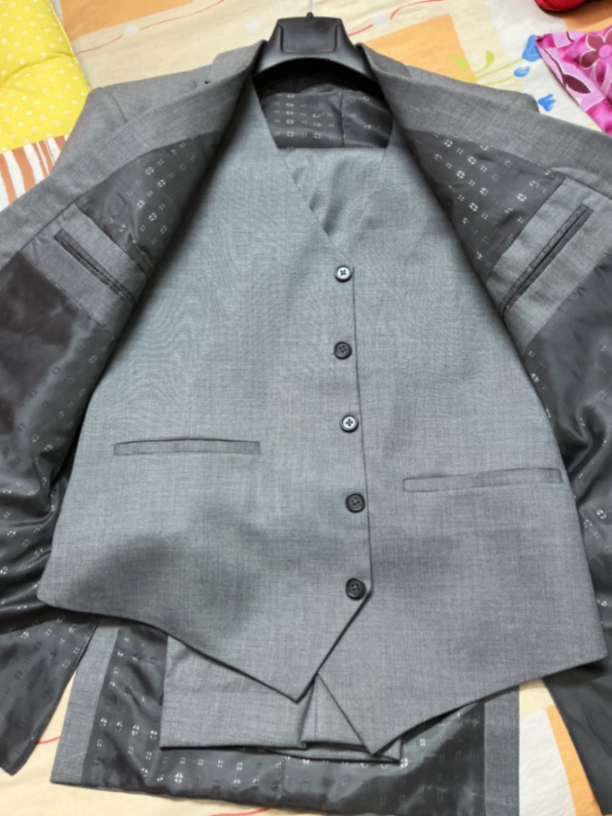Grey 3 piece suit — pre-loved Ethnic Wear on Slayyitt