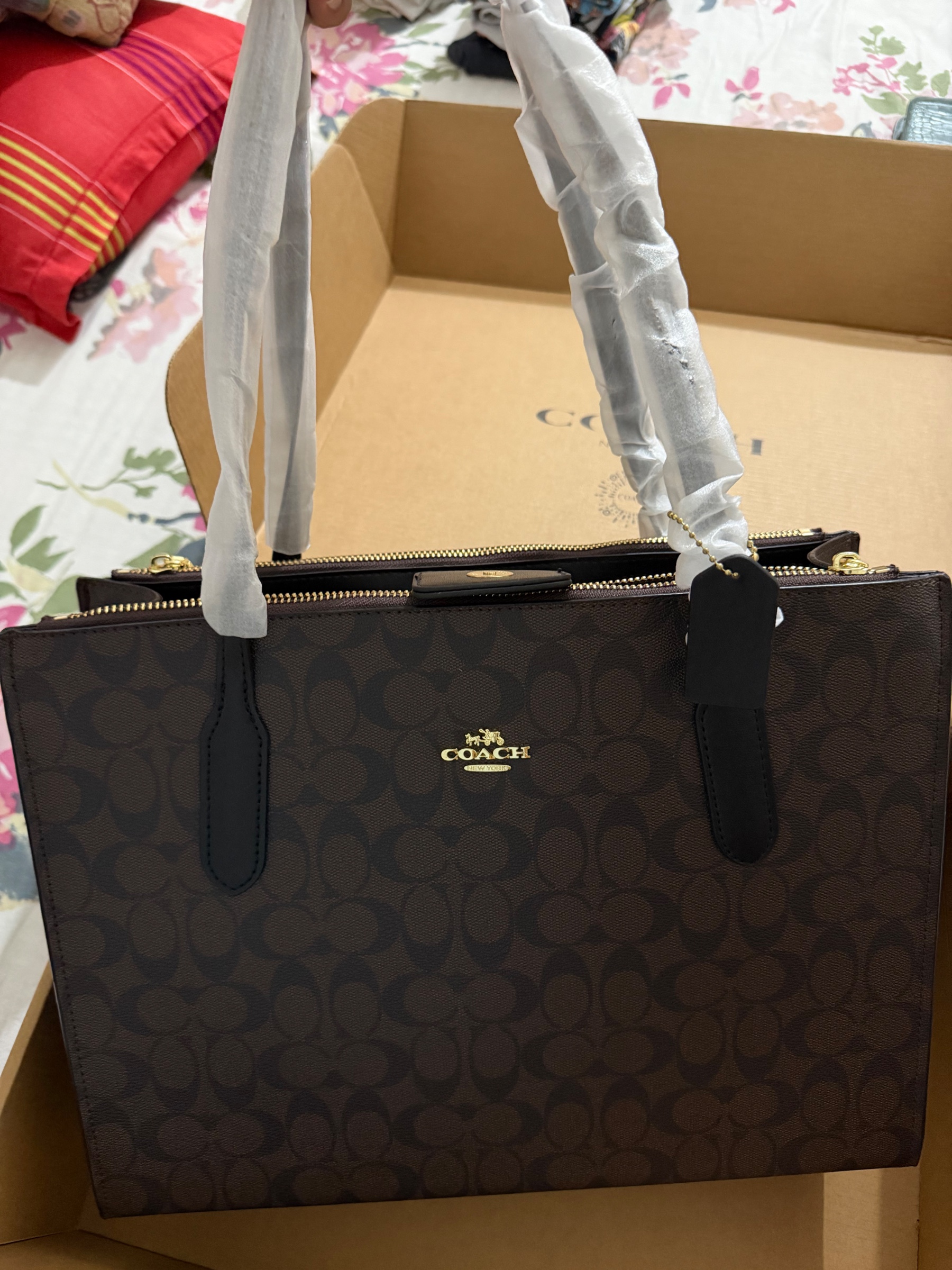 Tote bag — pre-loved Accessories on Slayyitt