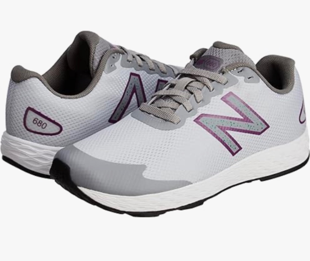 New Balance 680 women Running shoes — pre-loved Footwear on Slayyitt