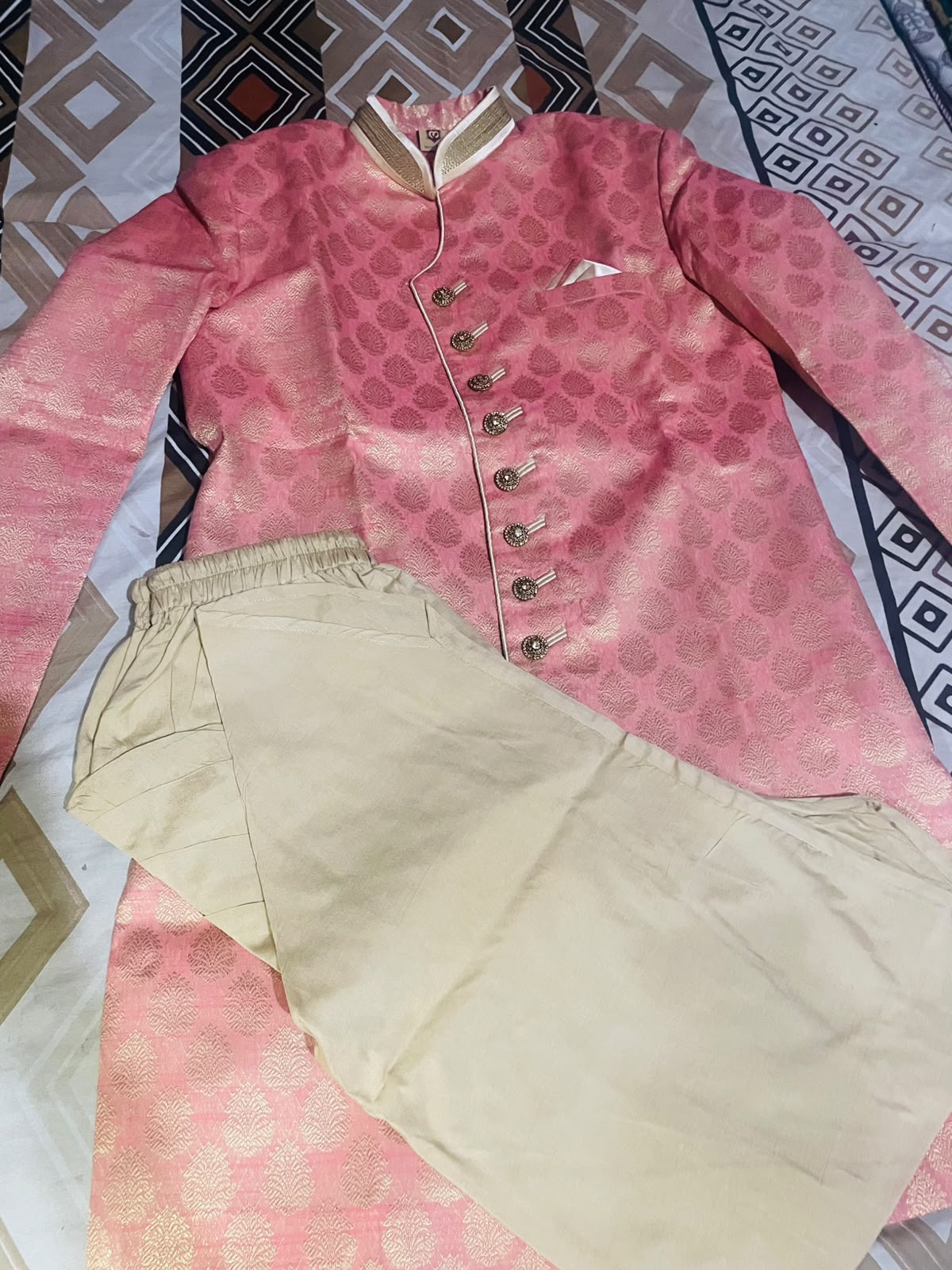 Manyavar sherwani full set 1 time used — pre-loved Tops on Slayyitt