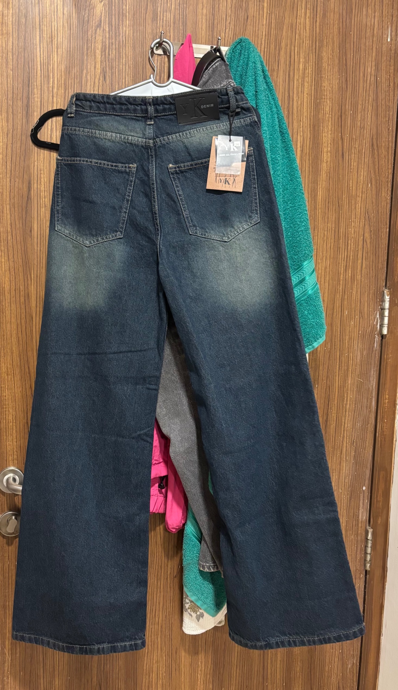 Vintage Jeans — pre-loved Bottoms on Slayyitt
