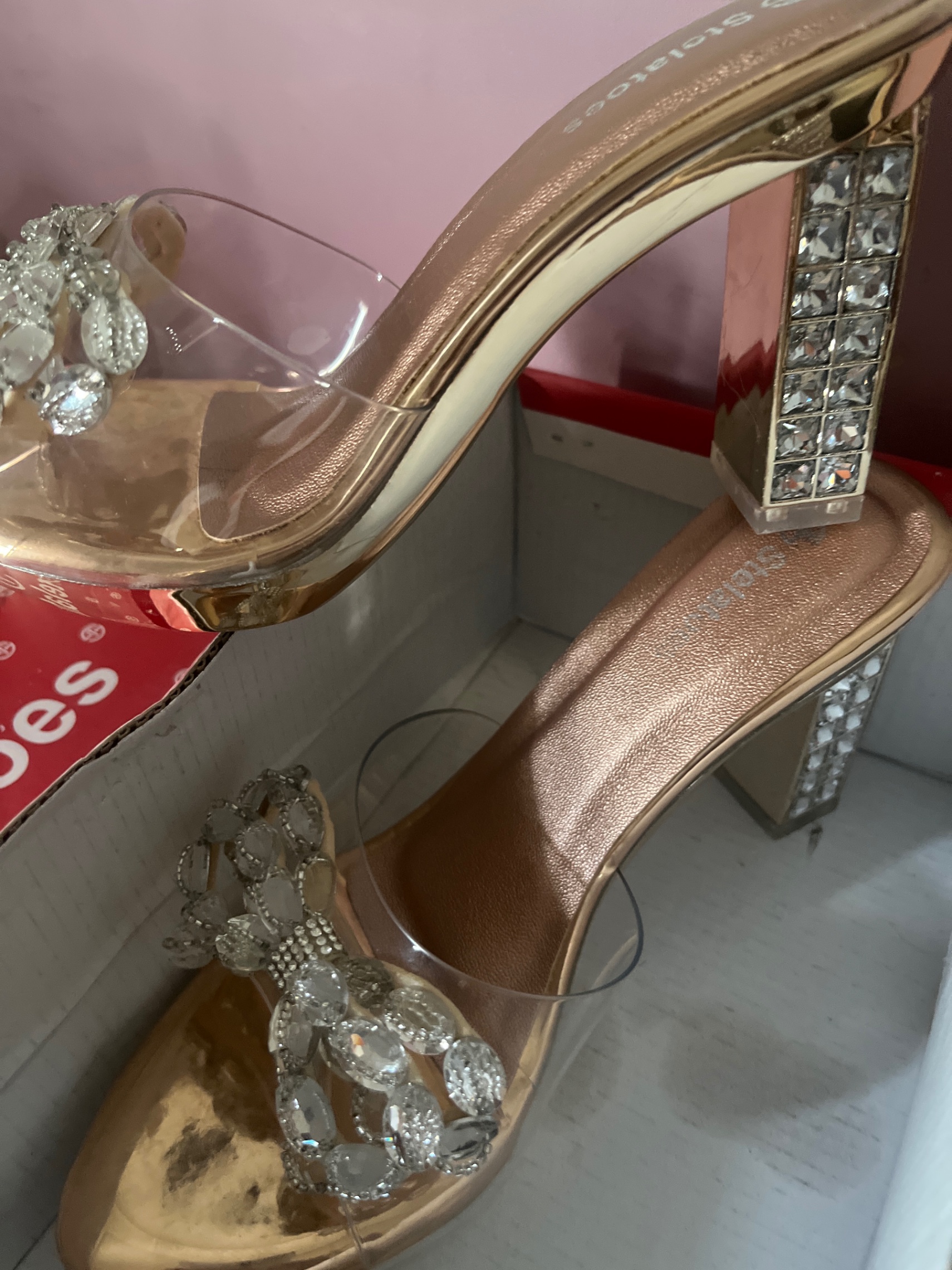 Sets of 2 , size is 4 to 5 — pre-loved Footwear on Slayyitt