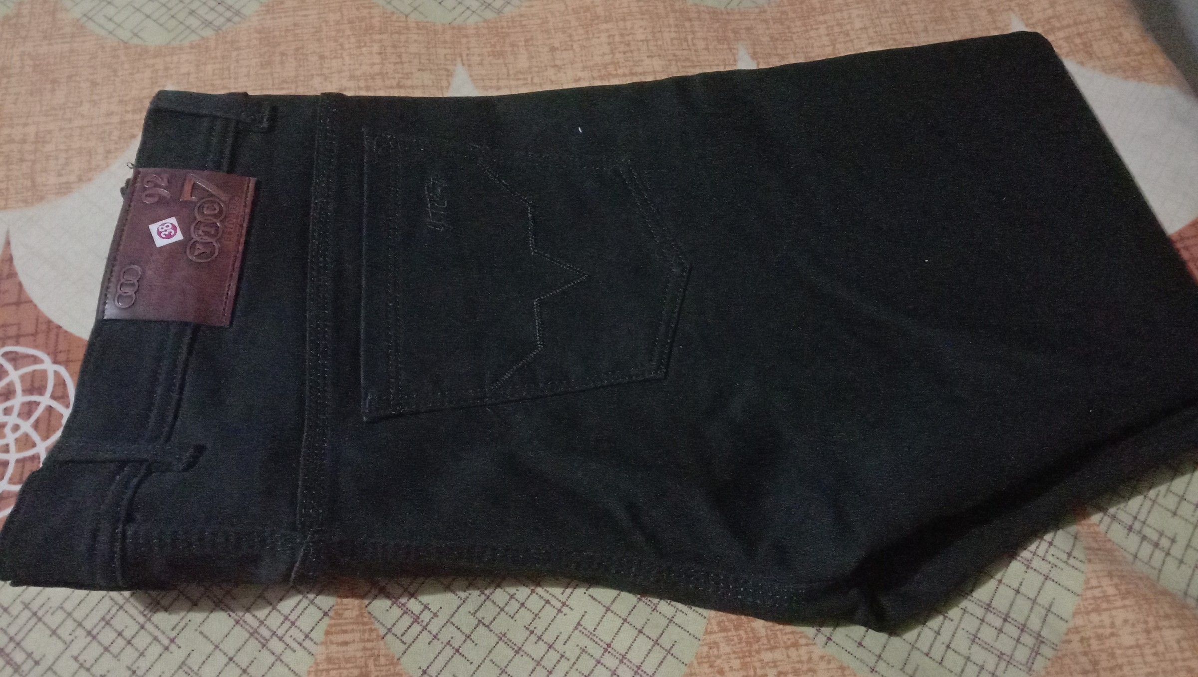Black denim jeans for men 38 size — pre-loved Bottoms on Slayyitt