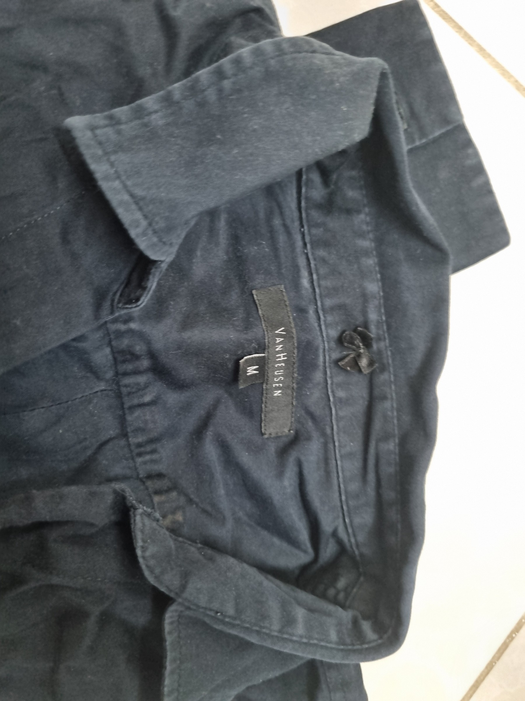 VanHeusen Black Shirt — pre-loved Tops on Slayyitt