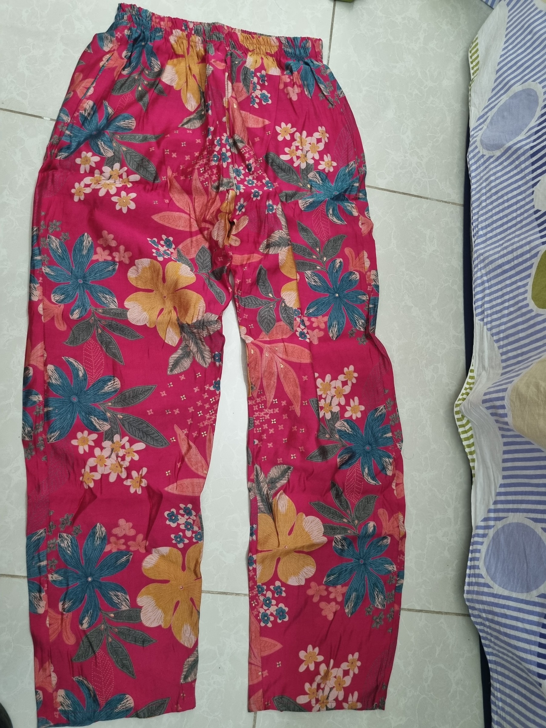 Brand new. Never used — pre-loved Dresses & One-Pieces on Slayyitt