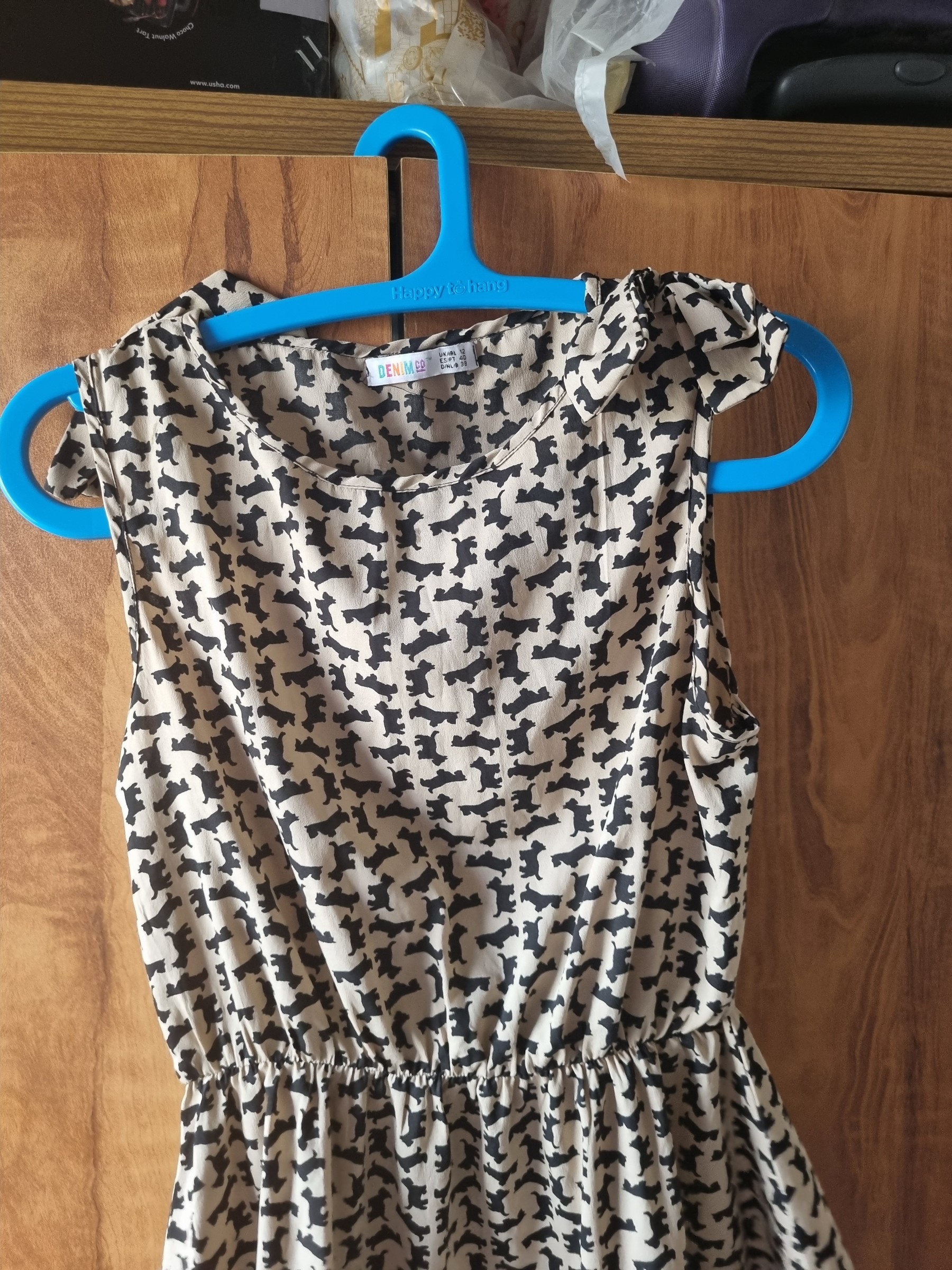 Dog print dress — pre-loved Dresses & One-Pieces on Slayyitt