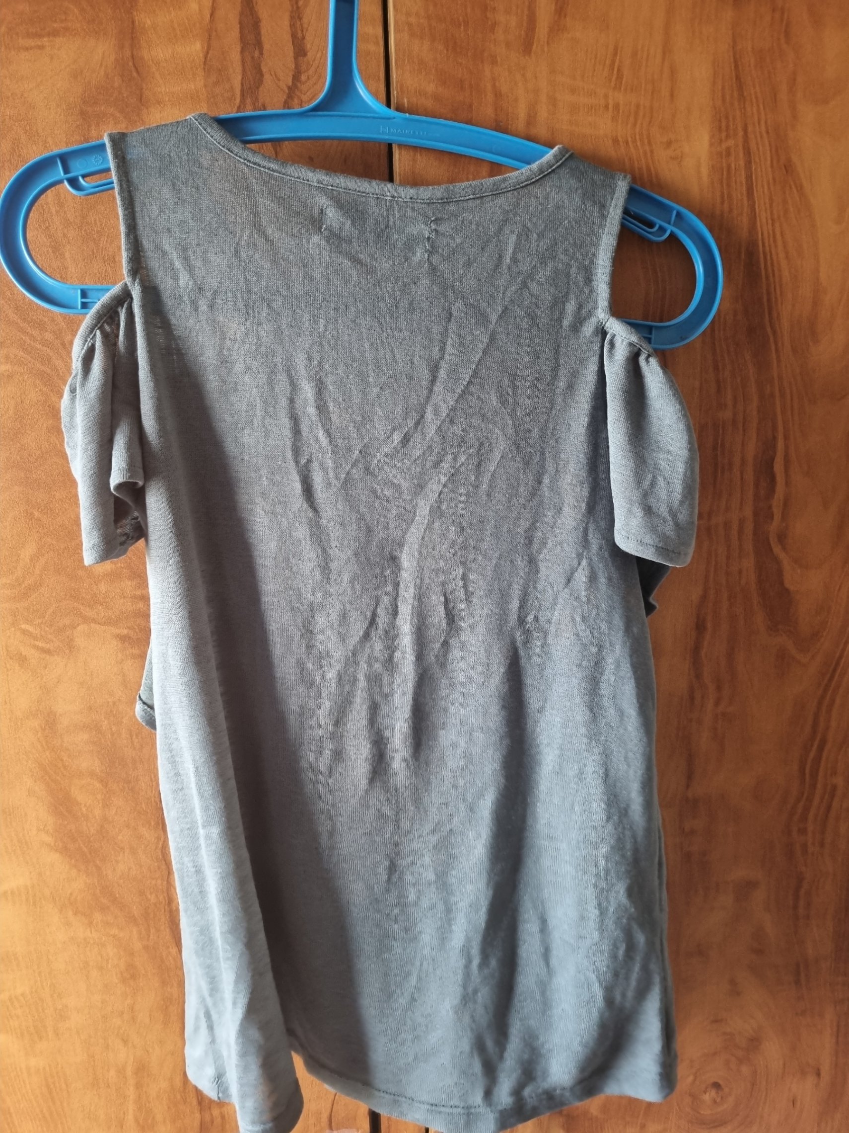 Grey Top — pre-loved Tops on Slayyitt