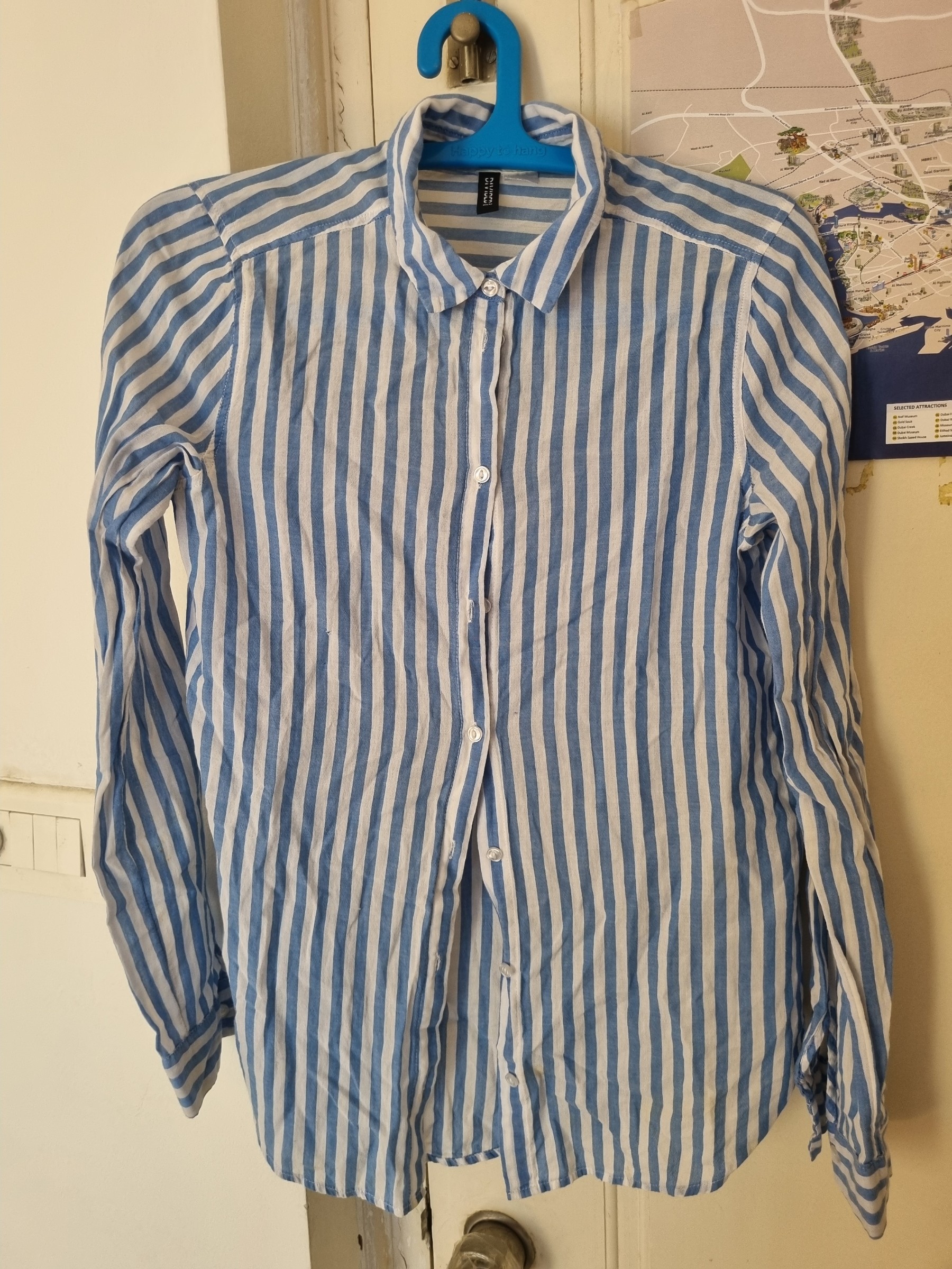 Blue shirt — pre-loved Tops on Slayyitt
